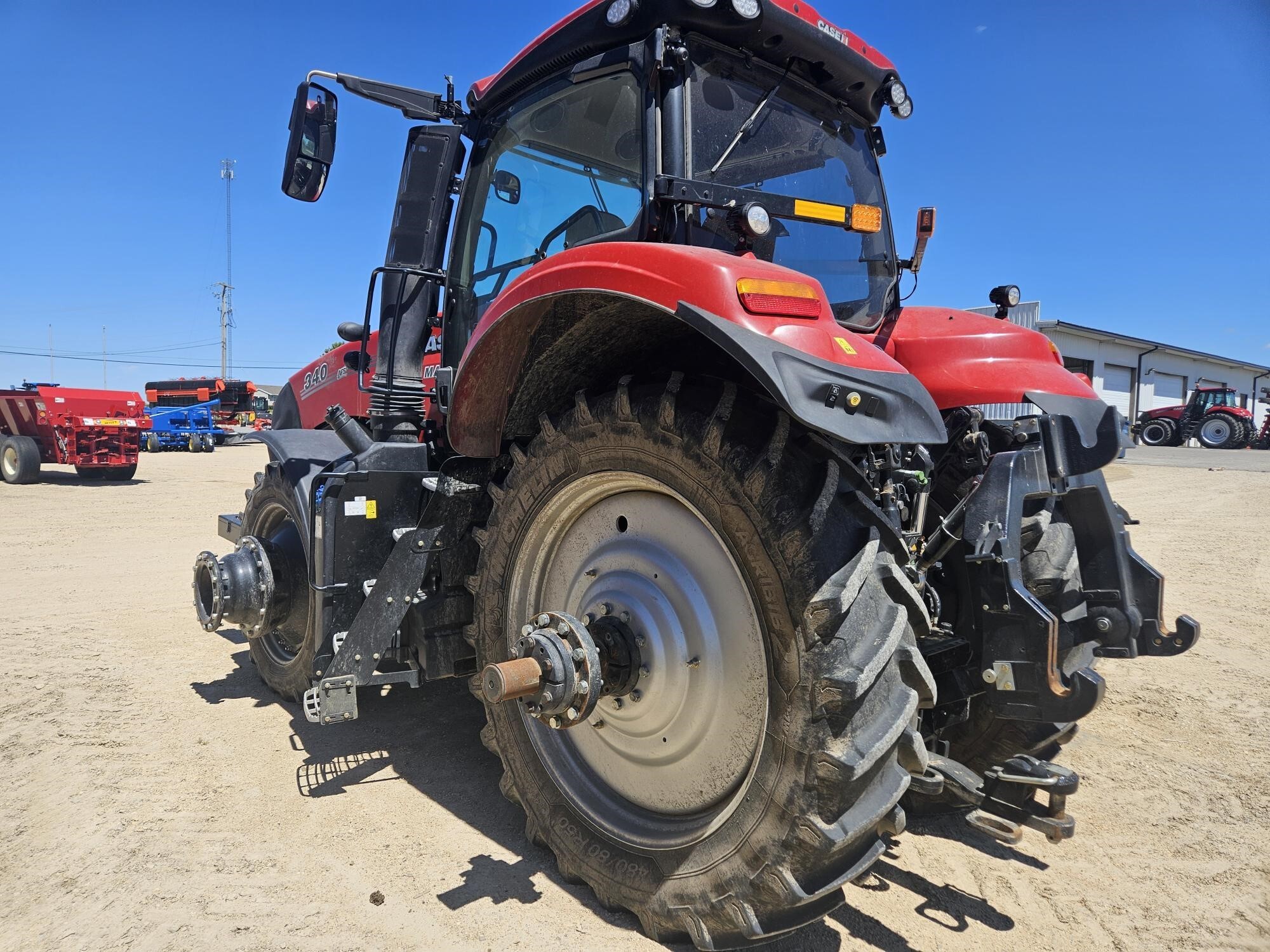 2023 Case IH MAGNUM 340 AFS CONNECT CVX Tractor