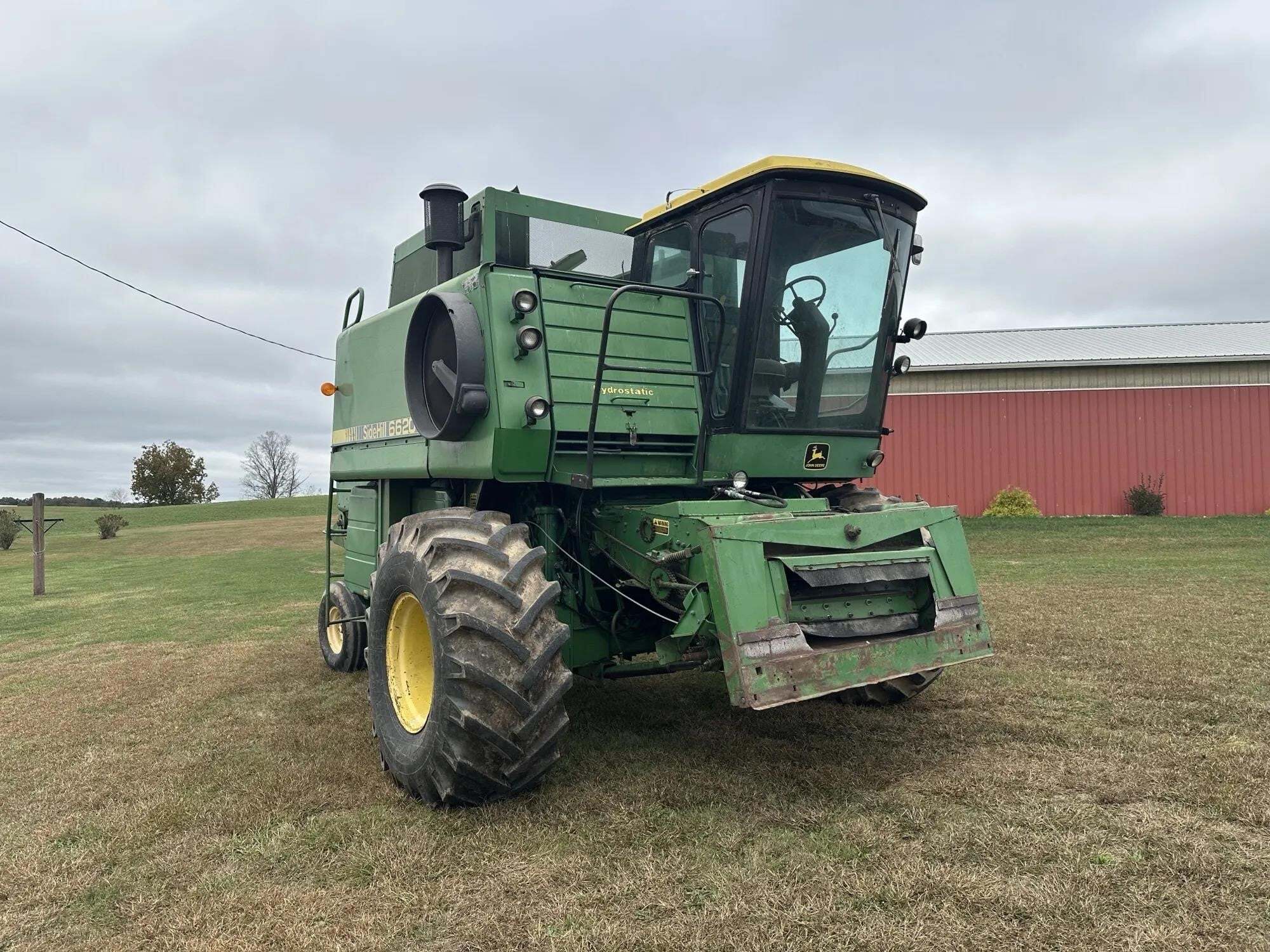  John Deere 6620 Combine