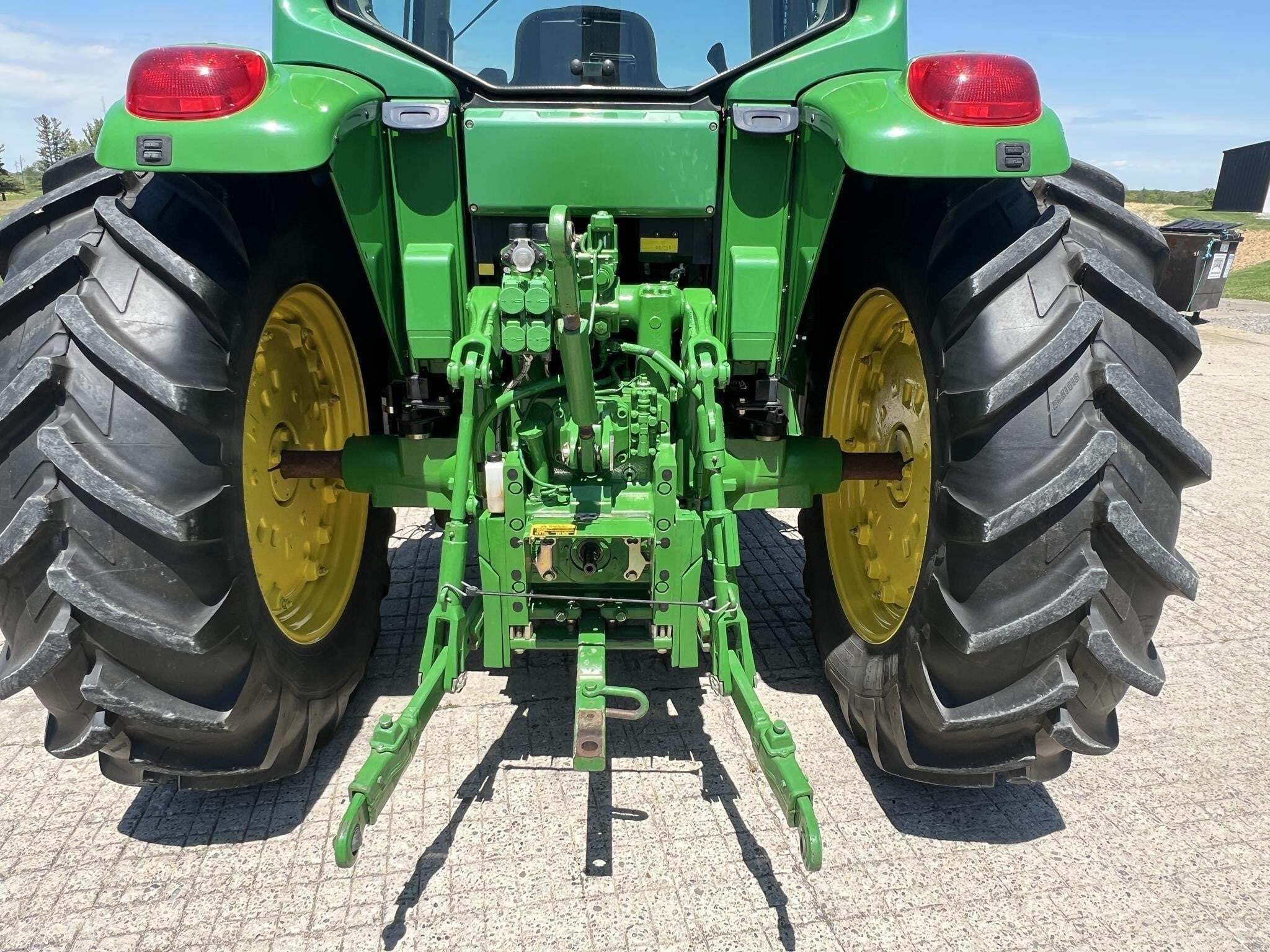 2005 John Deere 6420 Tractor
