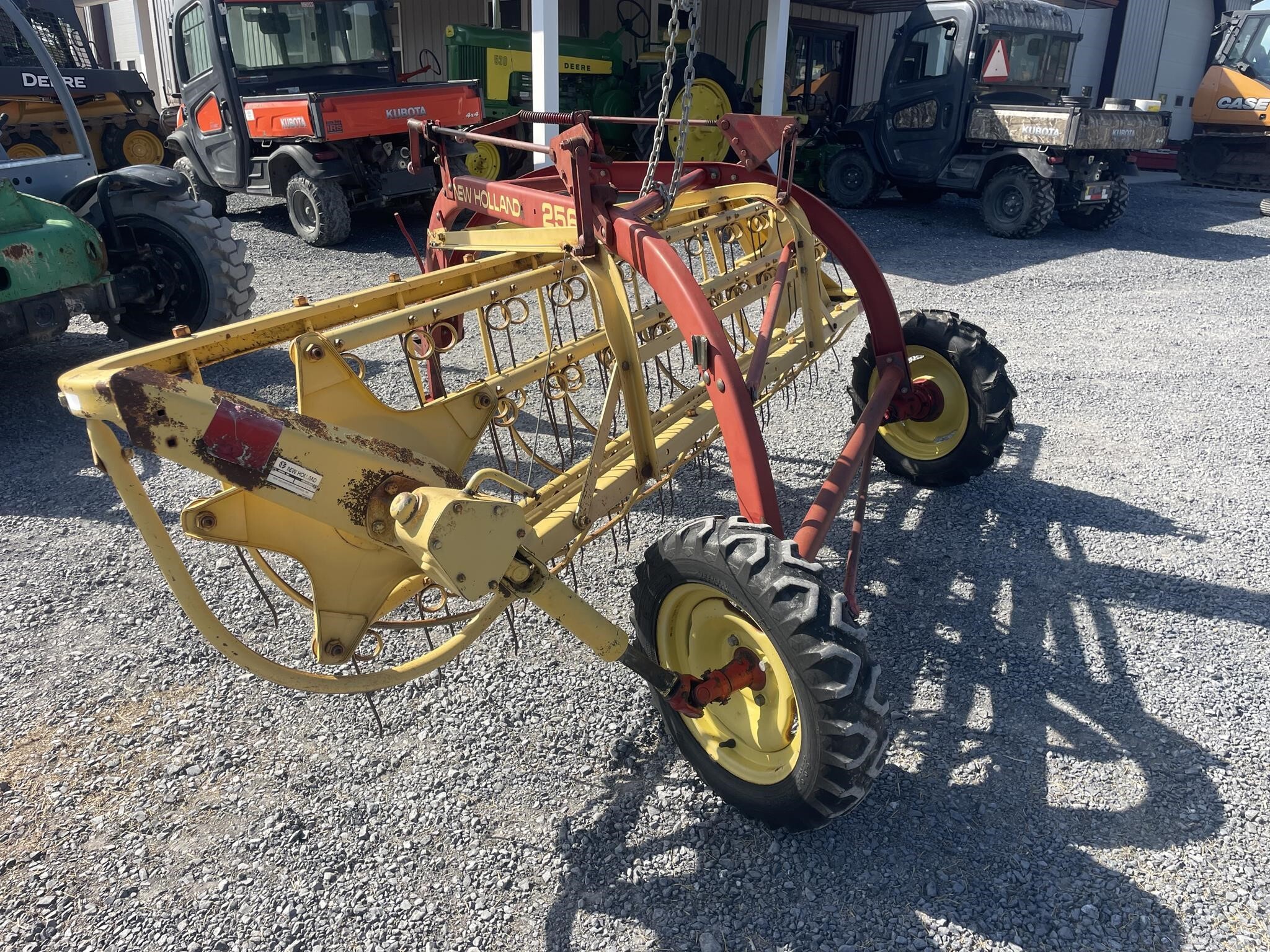 New Holland Rolabar 256 Rake - $2,495 | Machinery Pete