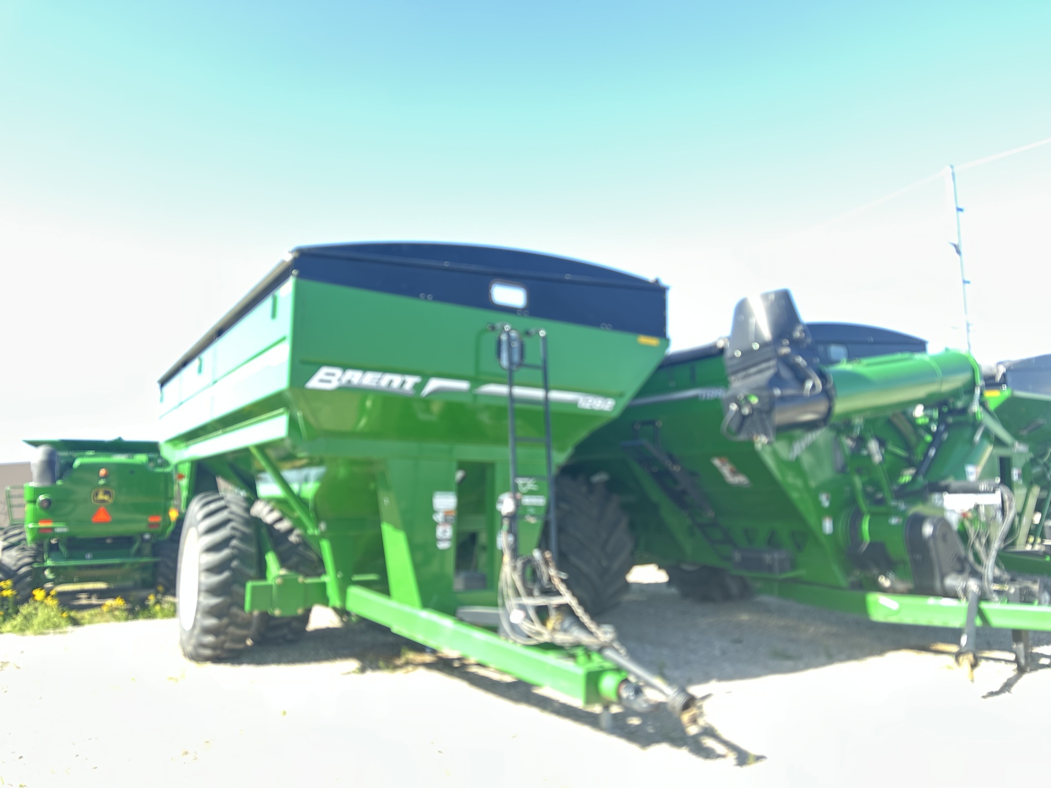 2014 Brent 1282 Grain Cart