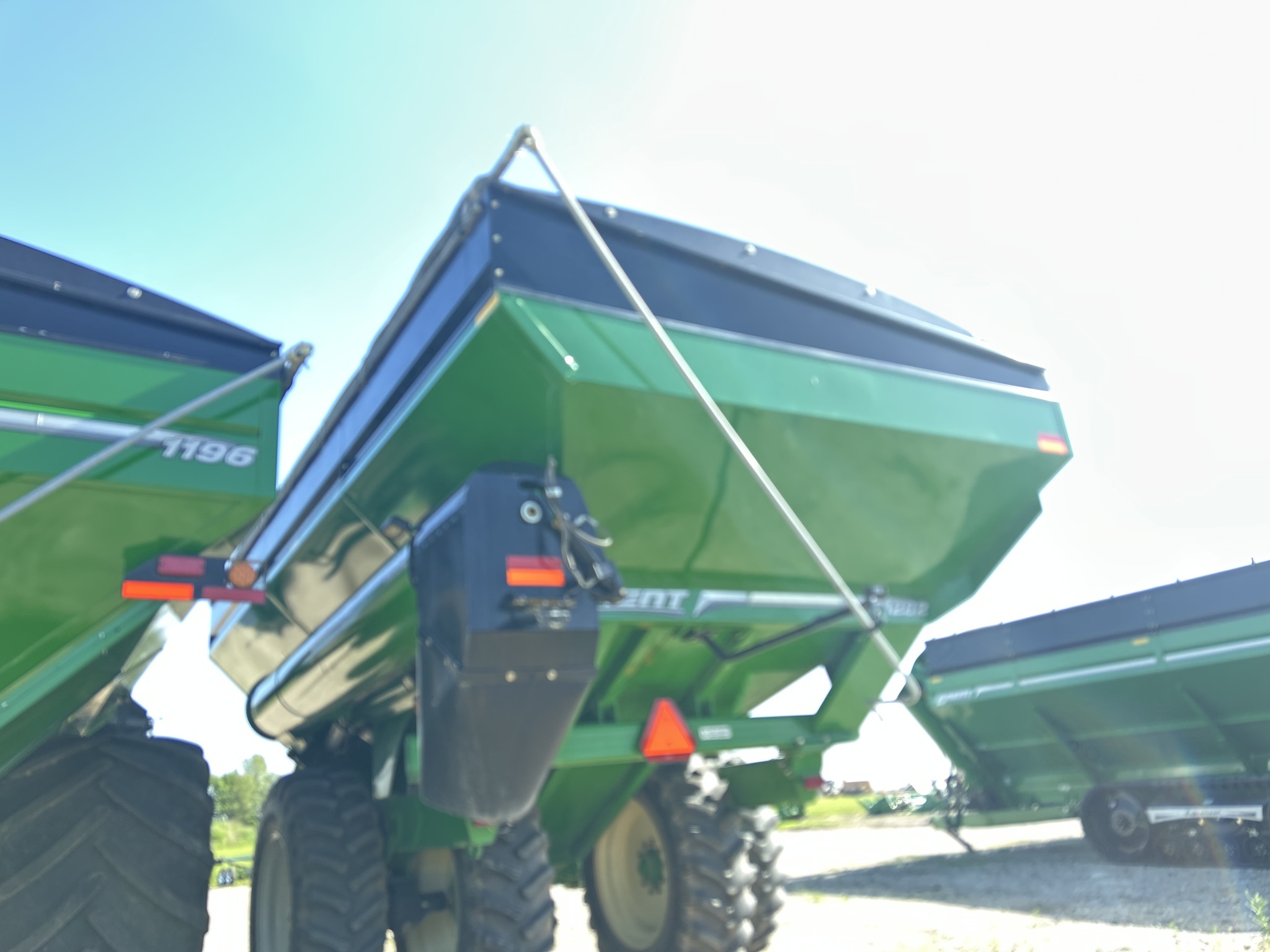 2014 Brent 1282 Grain Cart