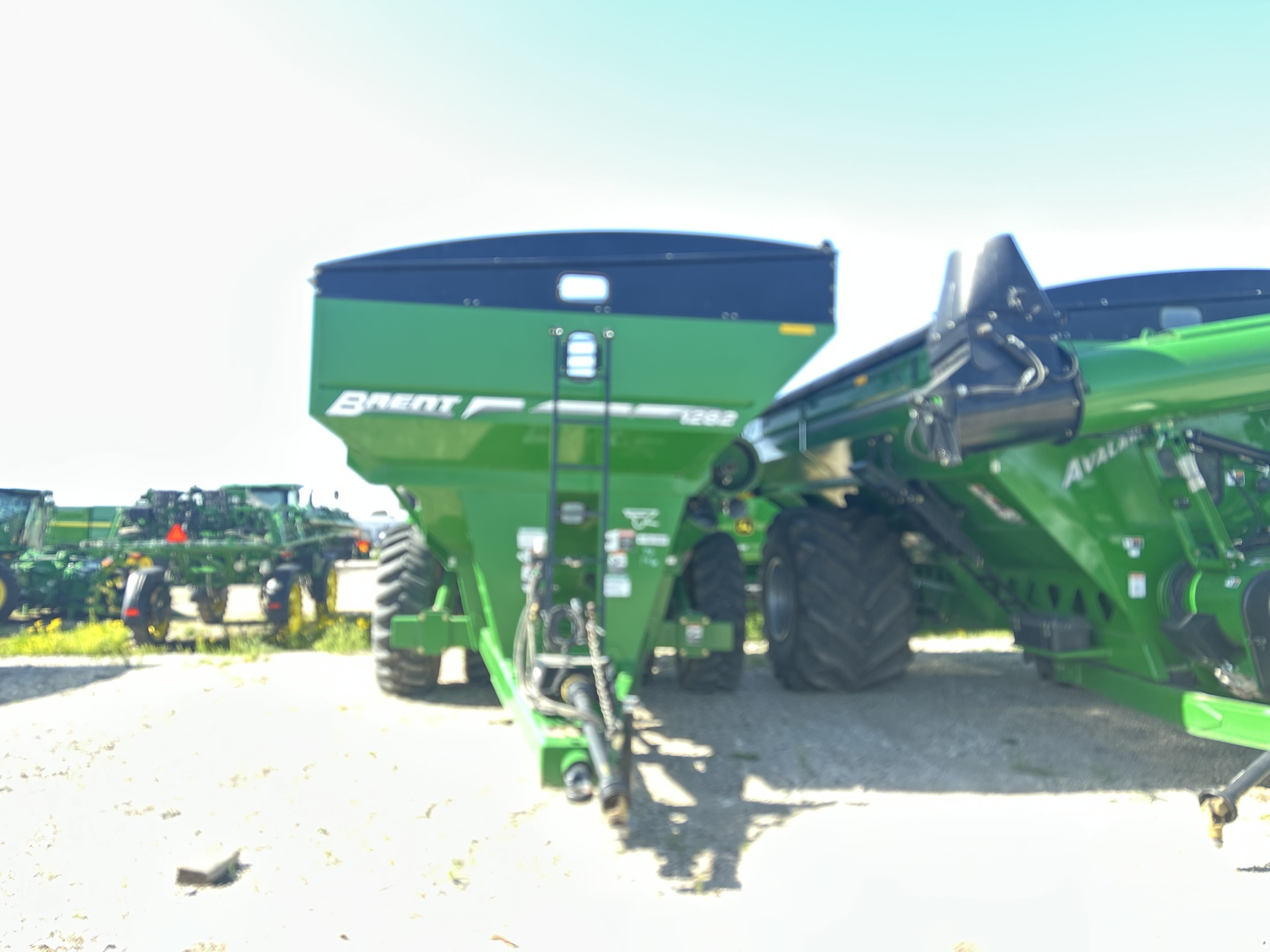 2014 Brent 1282 Grain Cart