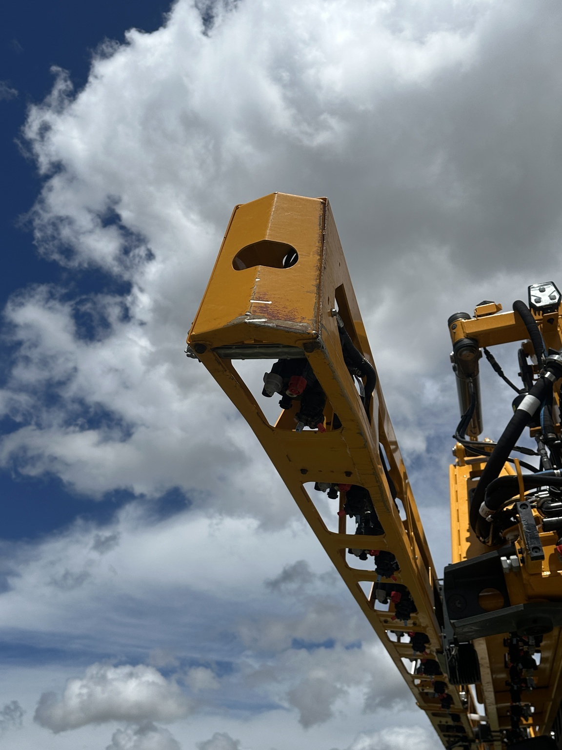 2024 Hagie STS16 Self-Propelled Sprayer