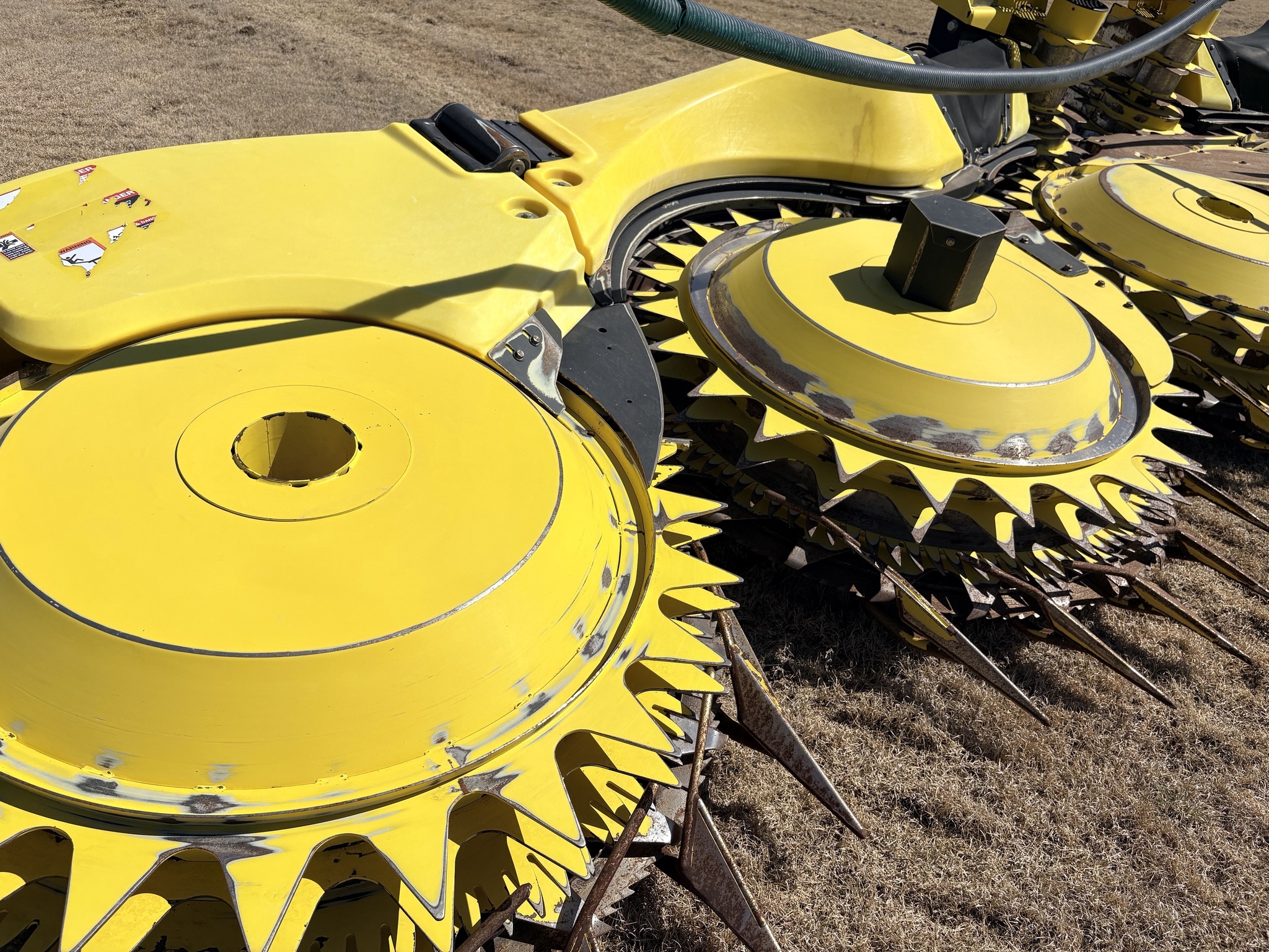 2023 John Deere 772 Corn Head