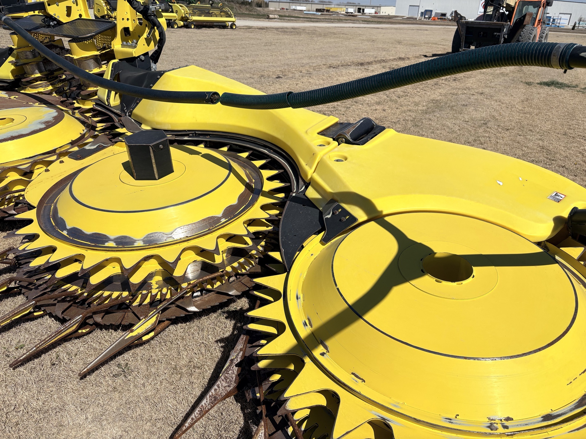 2023 John Deere 772 Corn Head