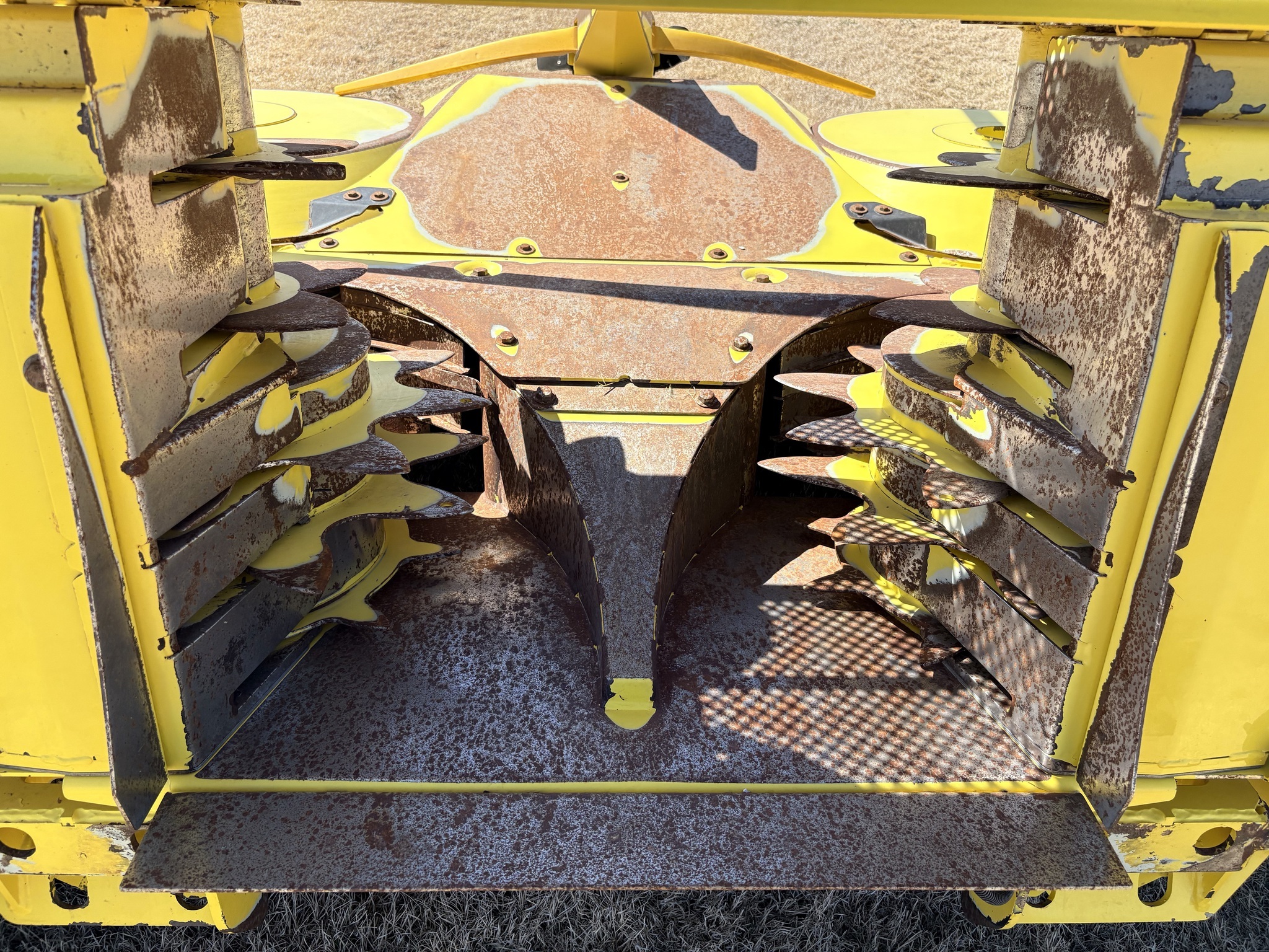 2023 John Deere 772 Corn Head