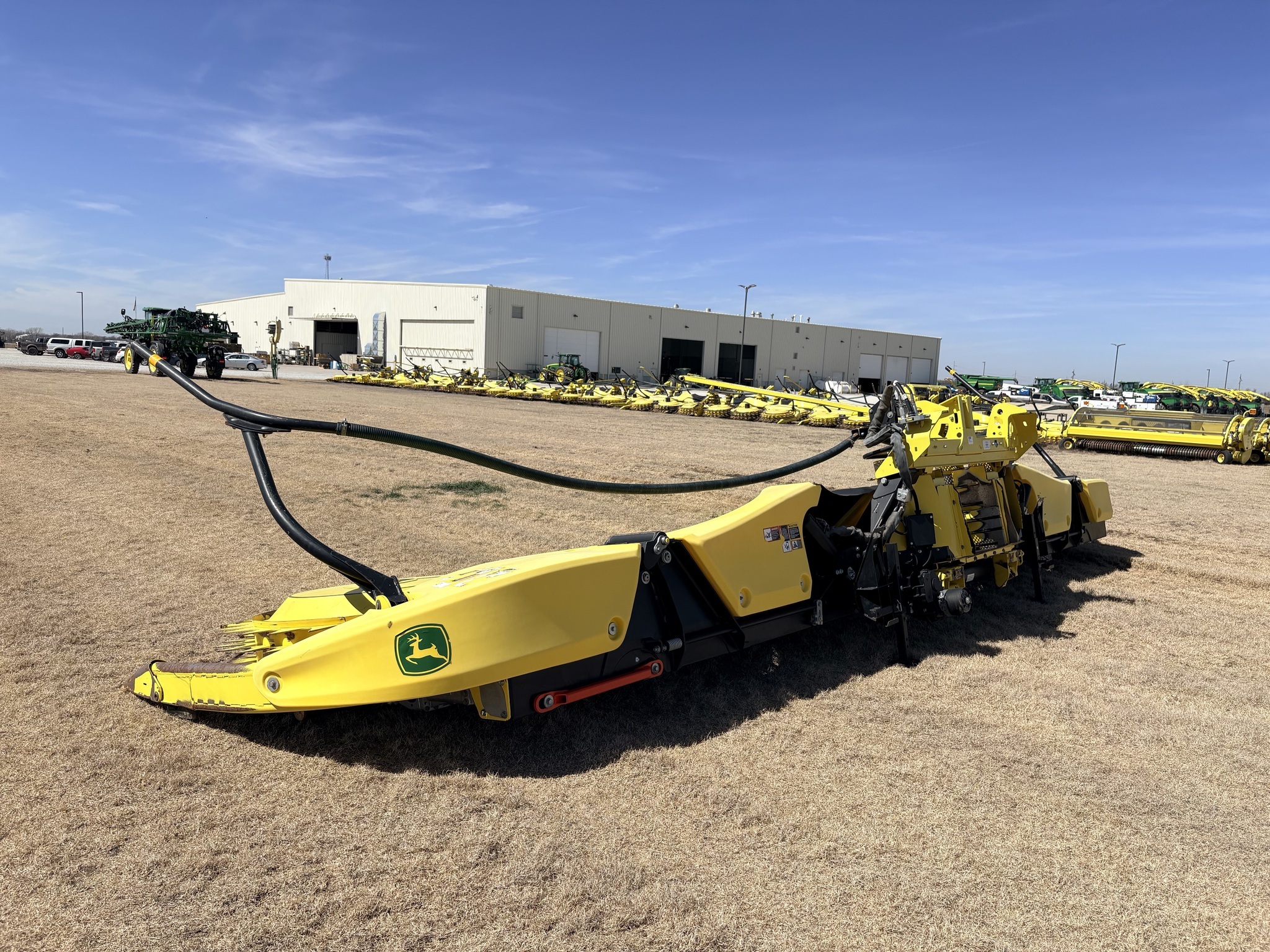2023 John Deere 772 Corn Head