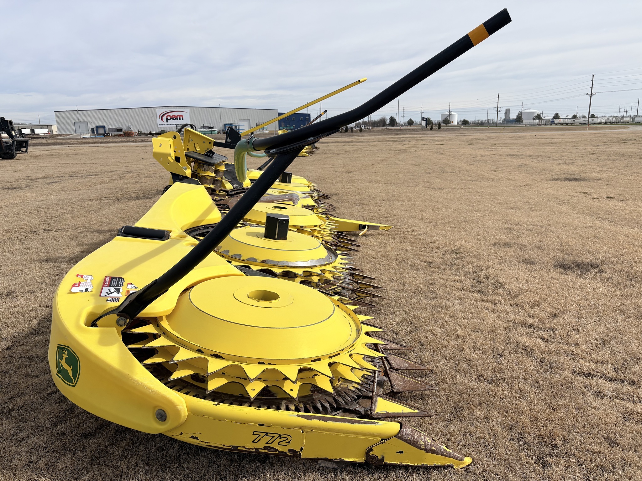 2023 John Deere 772 Corn Head