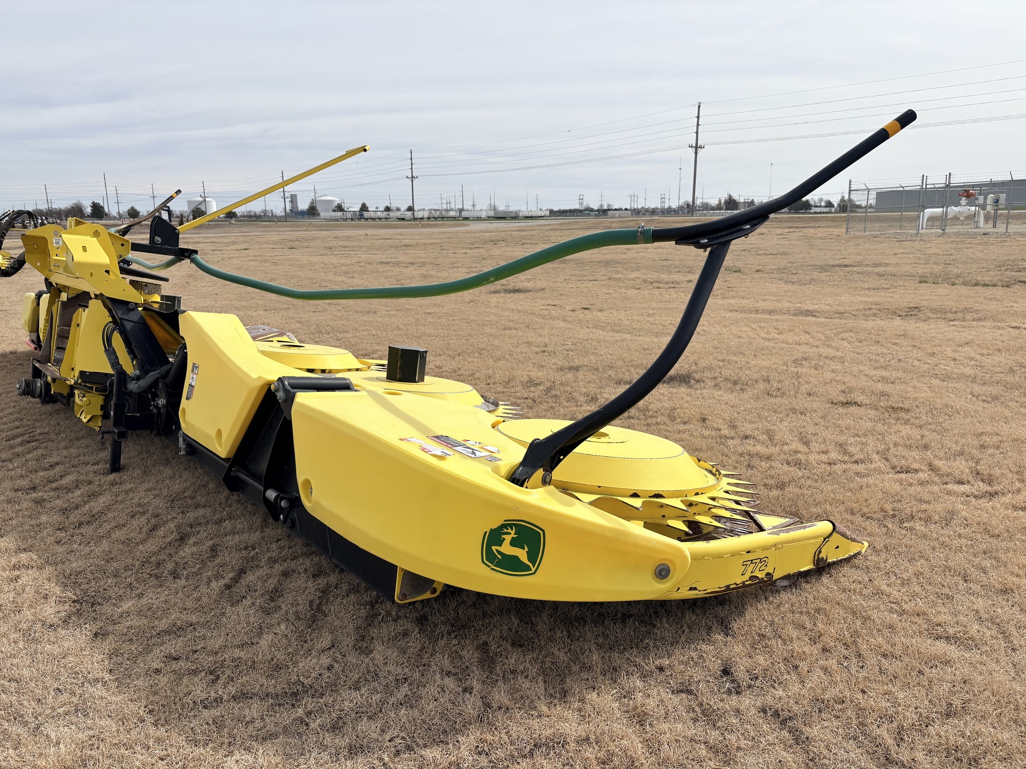2023 John Deere 772 Corn Head