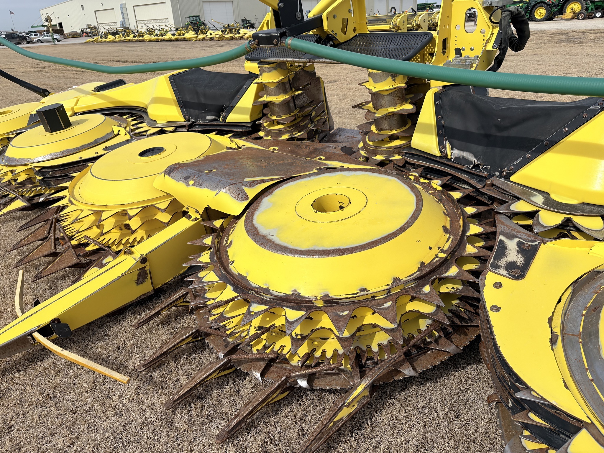 2023 John Deere 772 Corn Head