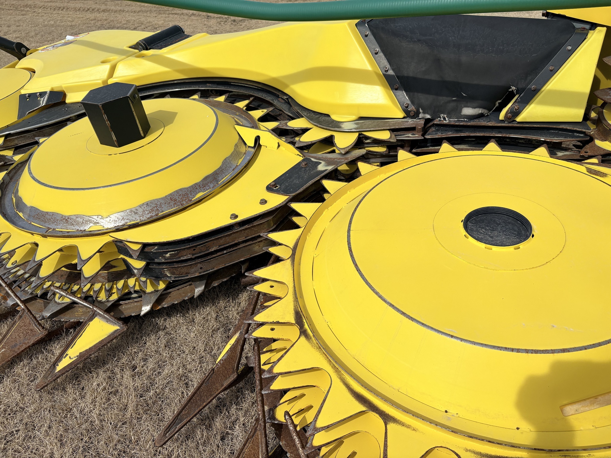 2023 John Deere 772 Corn Head