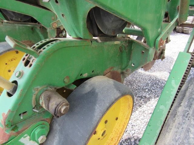 1992 John Deere 7200 Planter