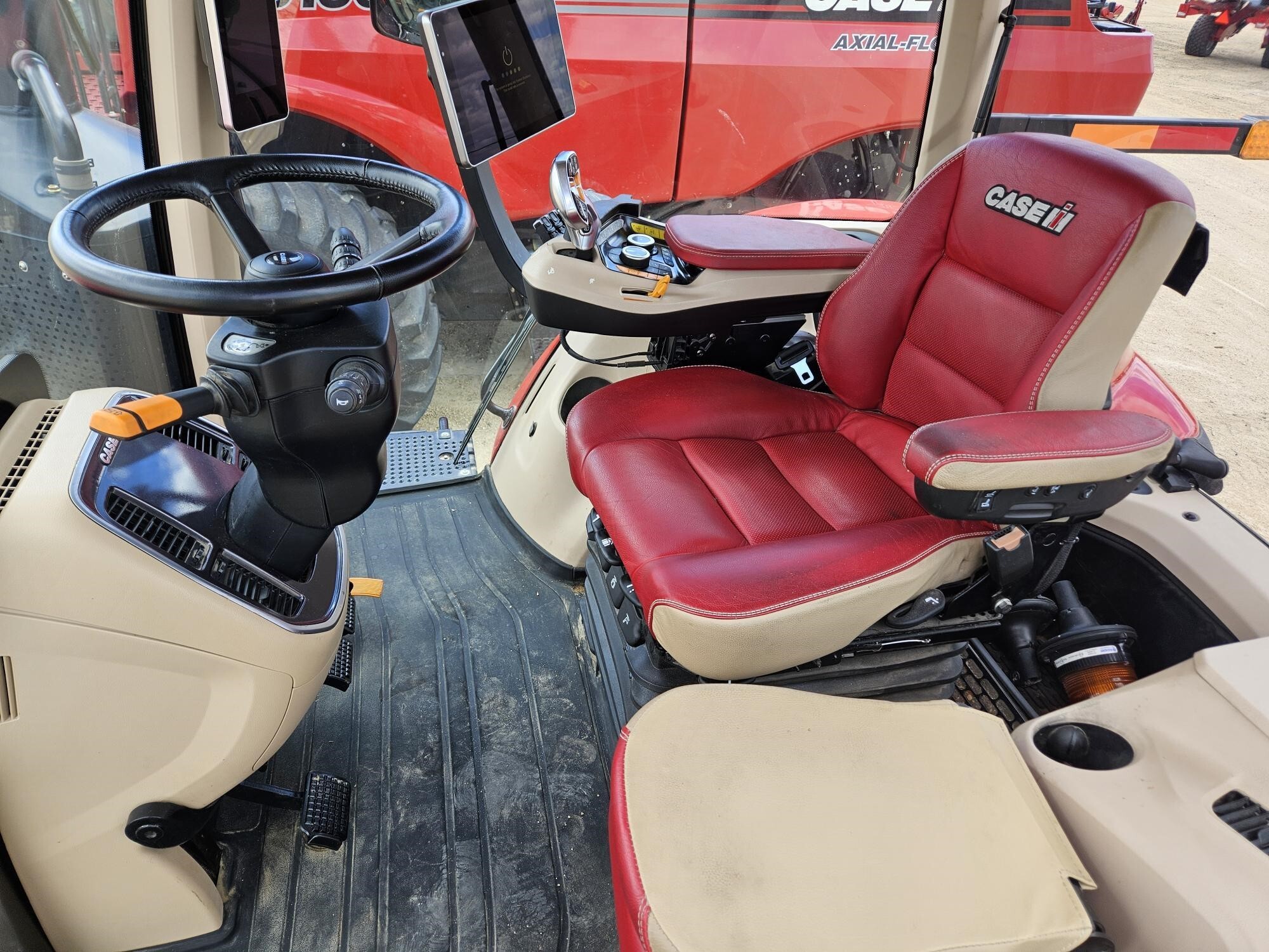 2023 Case IH MAGNUM 340 AFS CONNECT CVX Tractor