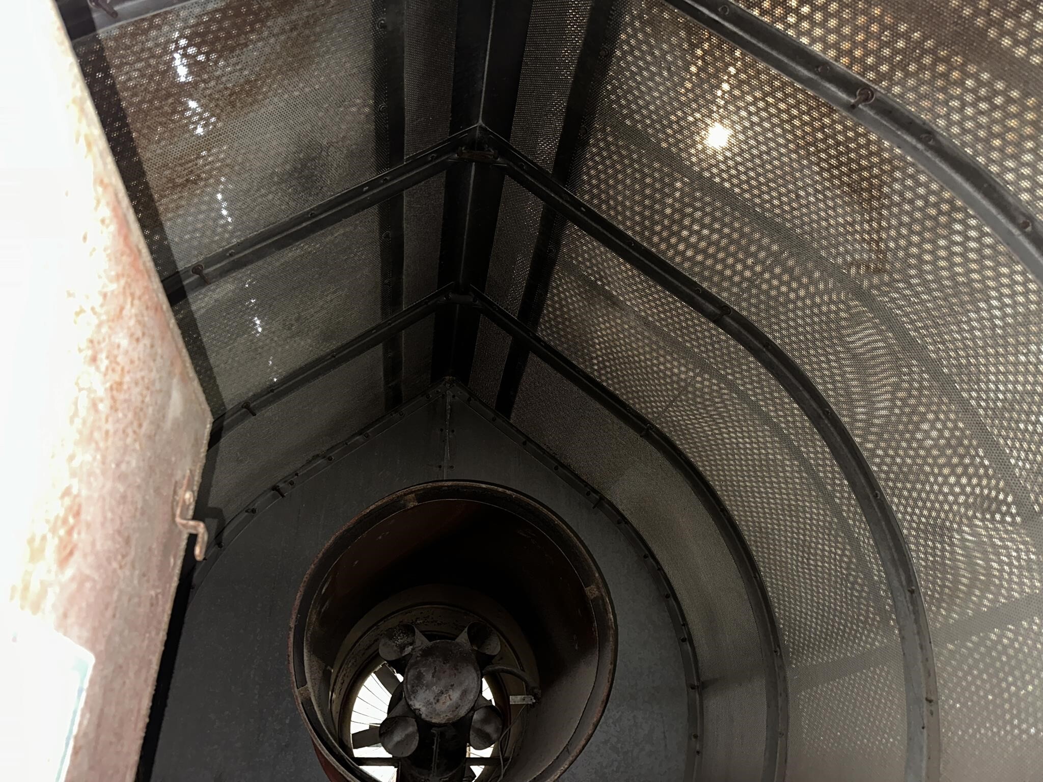  American 2400T Grain Dryer