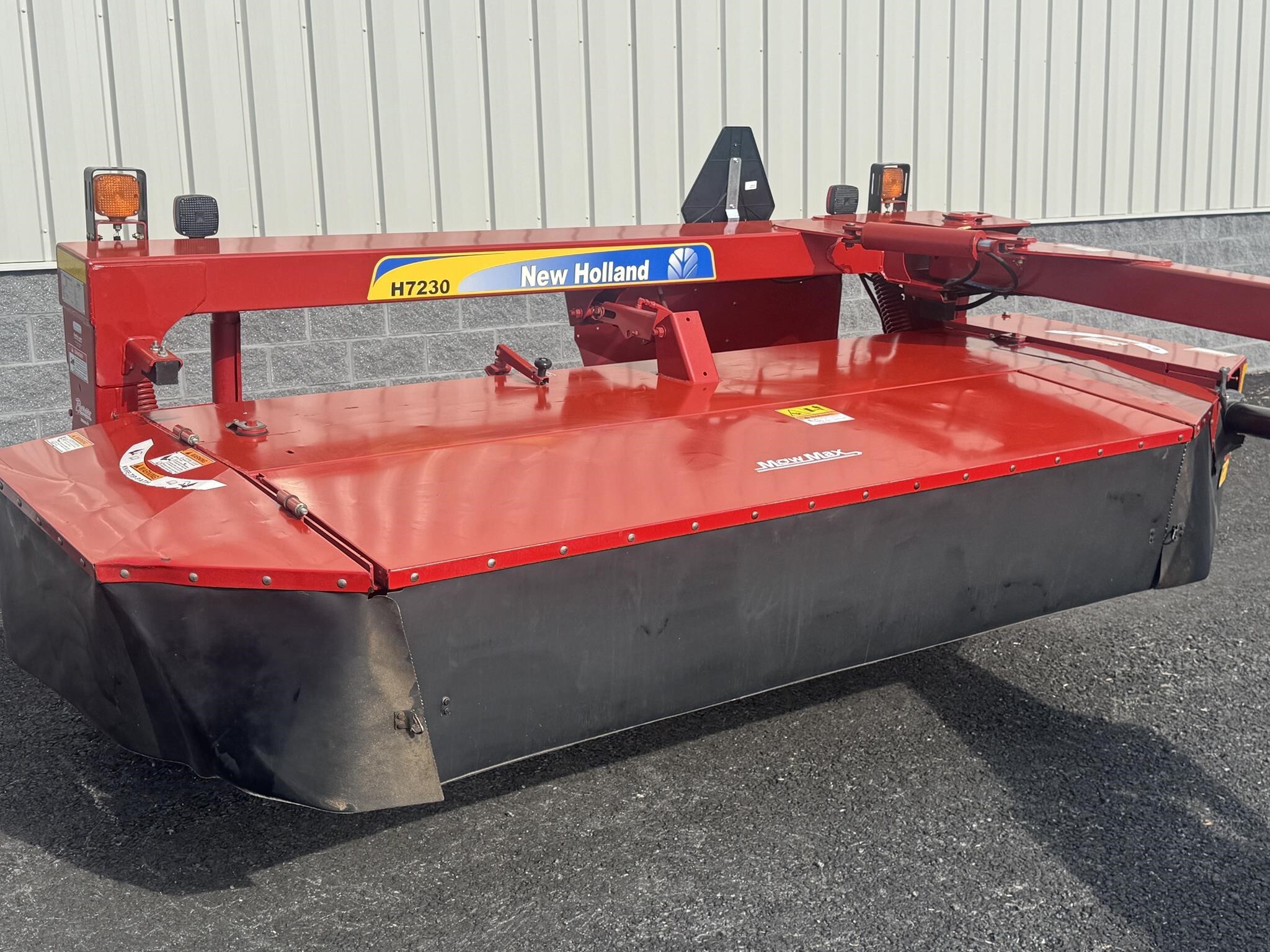 2011 New Holland H7230 Mower Conditioner