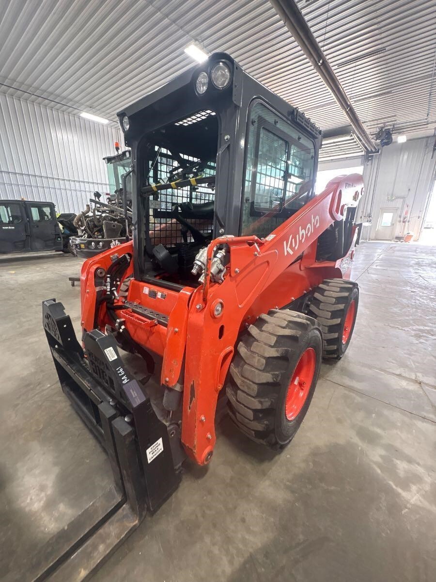 2023 Kubota SSV75 Skid Steer