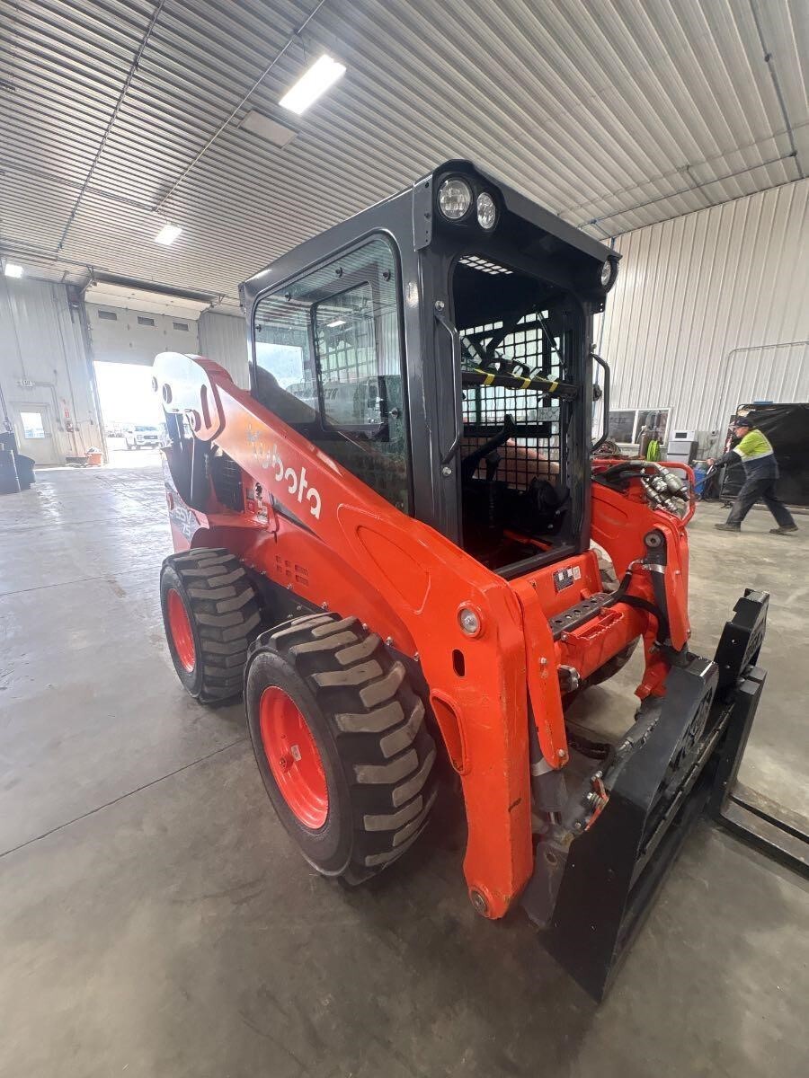 2023 Kubota SSV75 Skid Steer