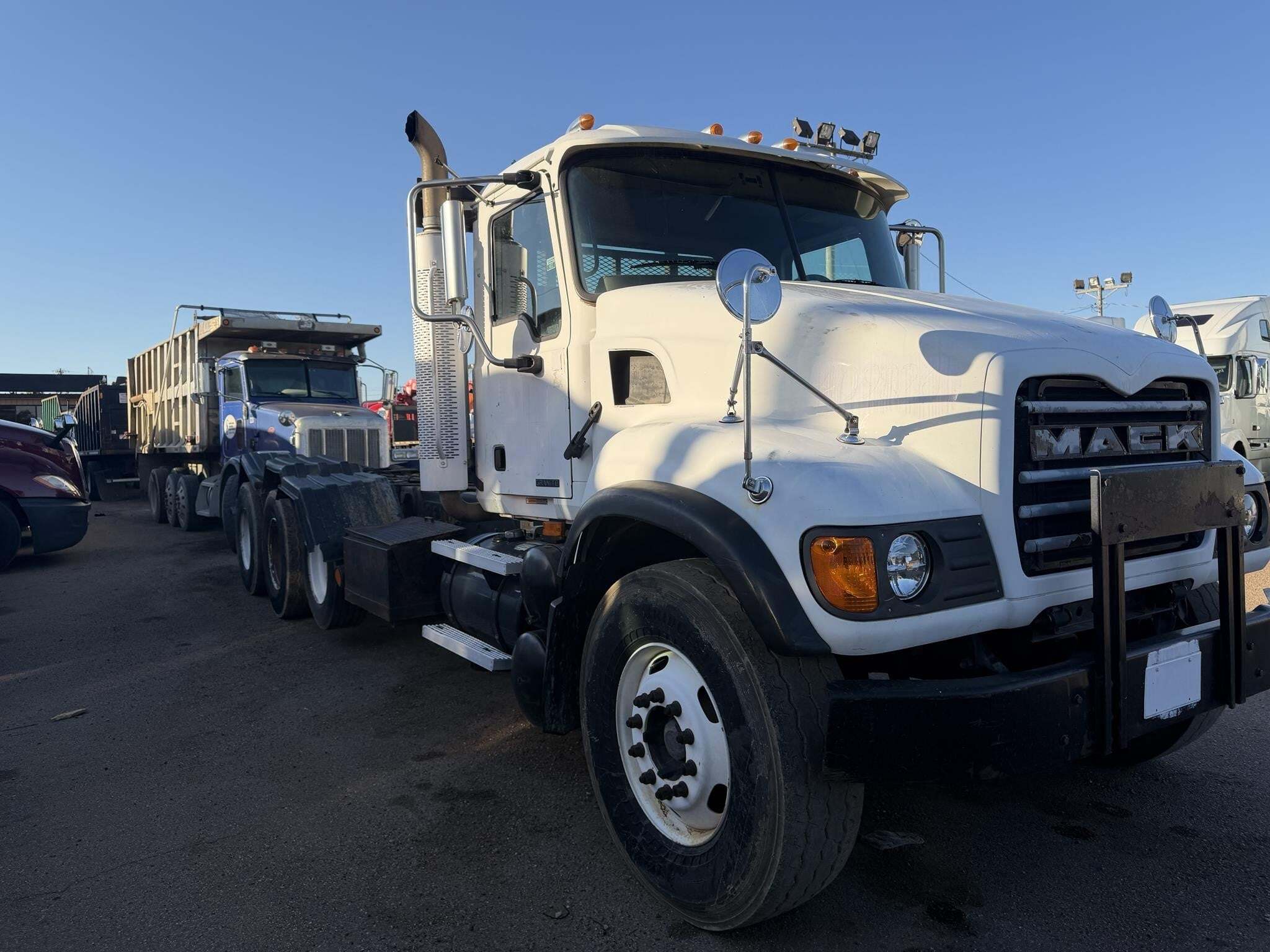 2003 Mack Granite CV713 Dump Trucks/Trailer