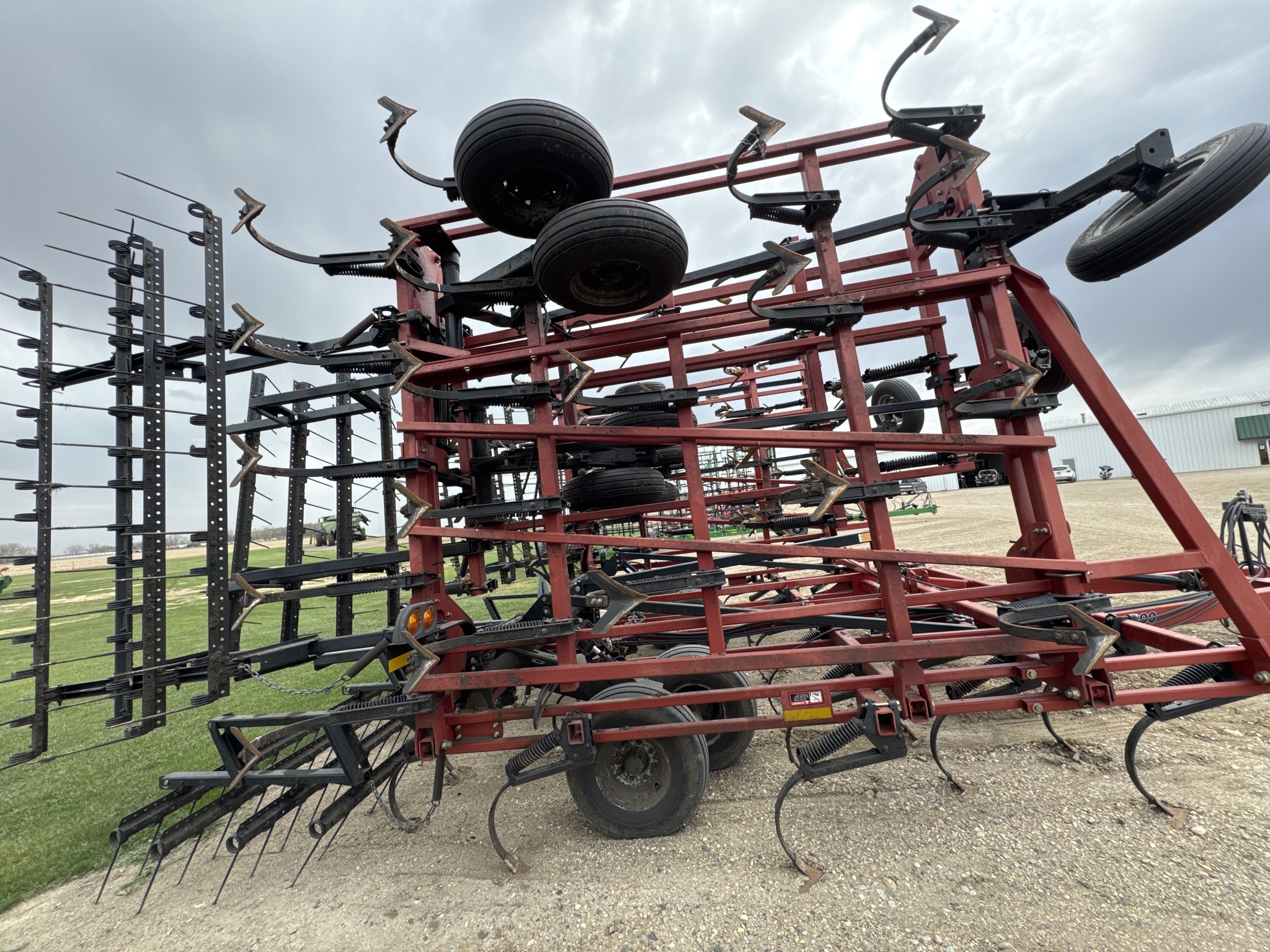 2010 Case IH Tigermate 200 Field Cultivator