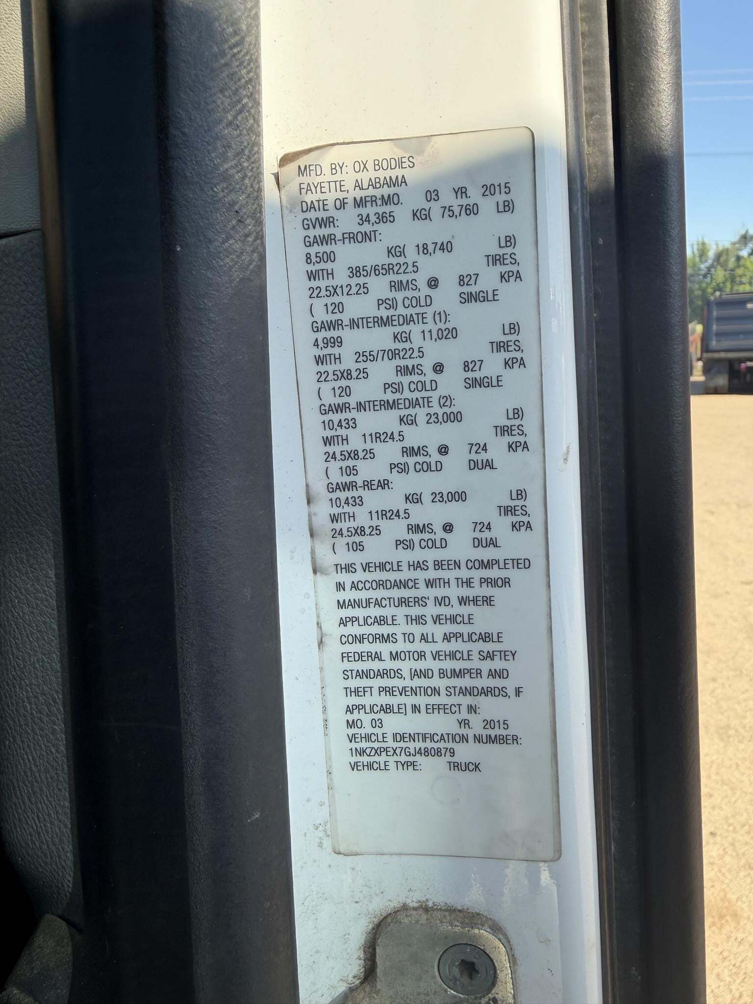 2016 Kenworth T880 Semi Trucks/Trailer