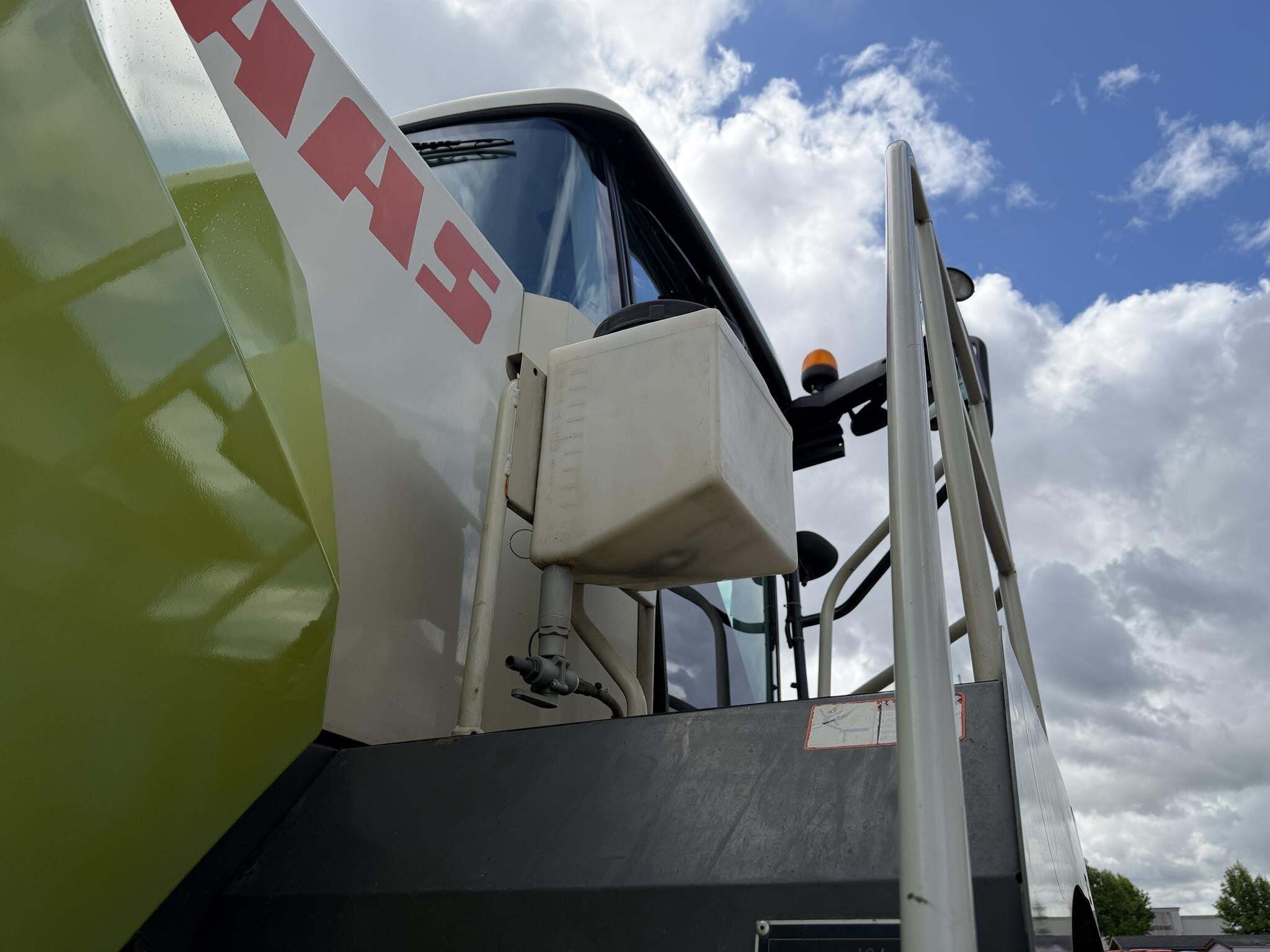 2012 Claas Jaguar 940 Self-Propelled Forage Harvester
