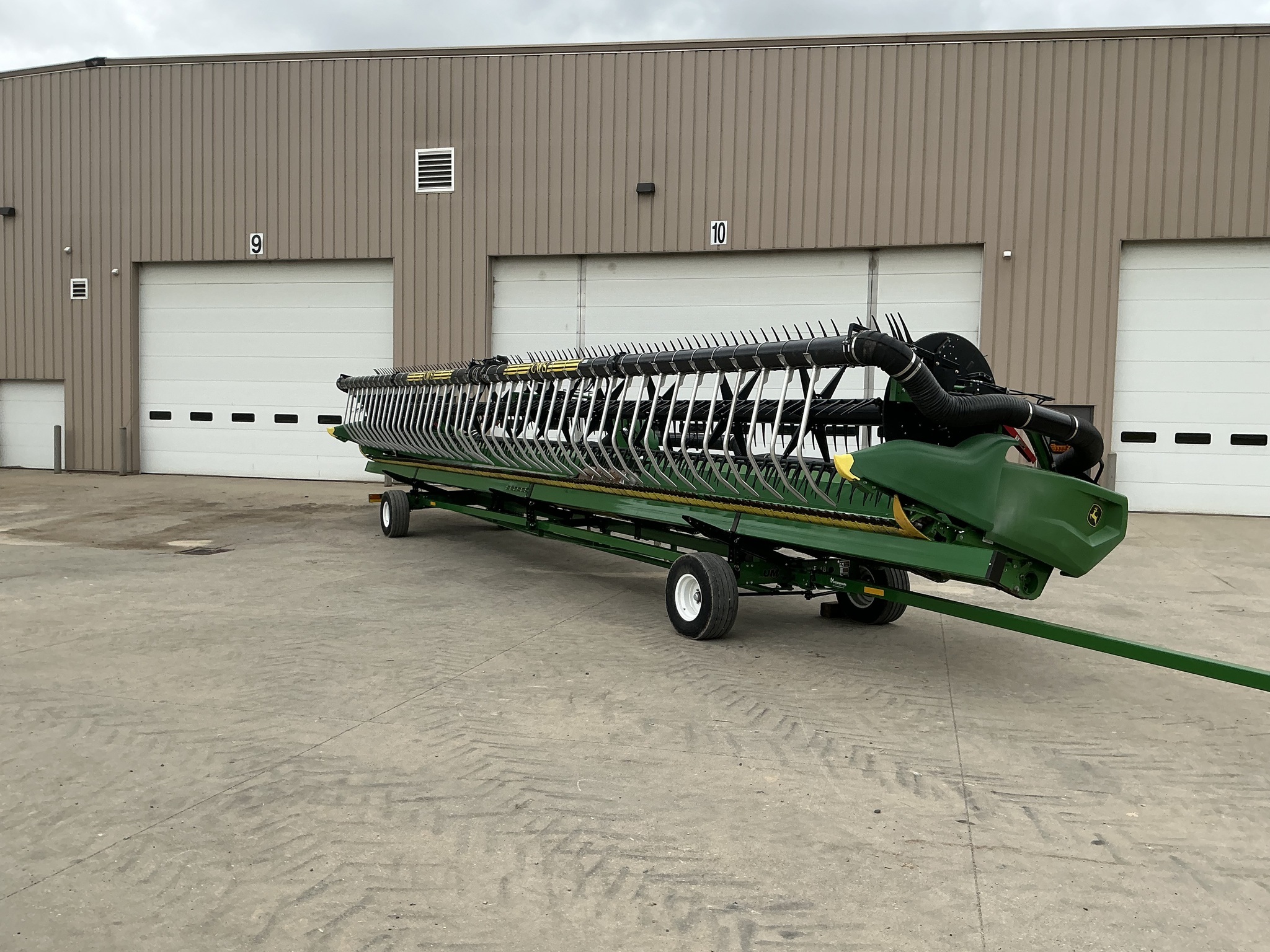 2022 John Deere RD45F Platform