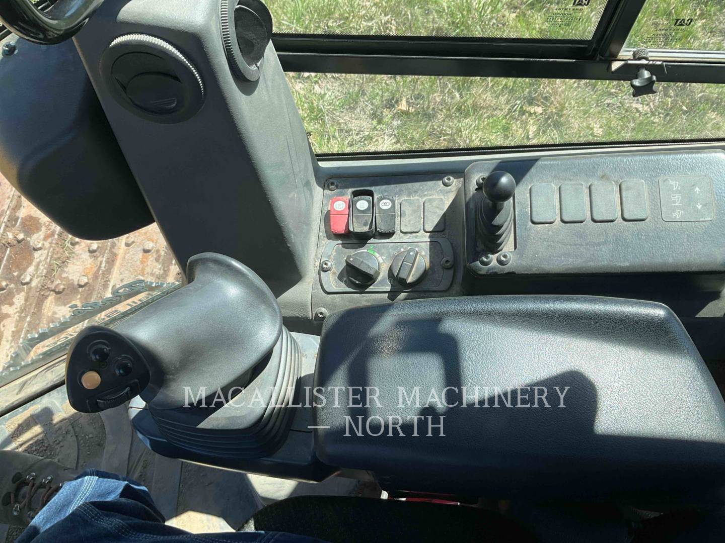 2019 Caterpillar D6K2LGP Dozer