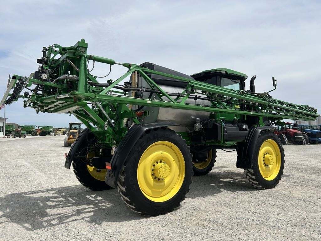 2022 John Deere 612R Self-Propelled Sprayer