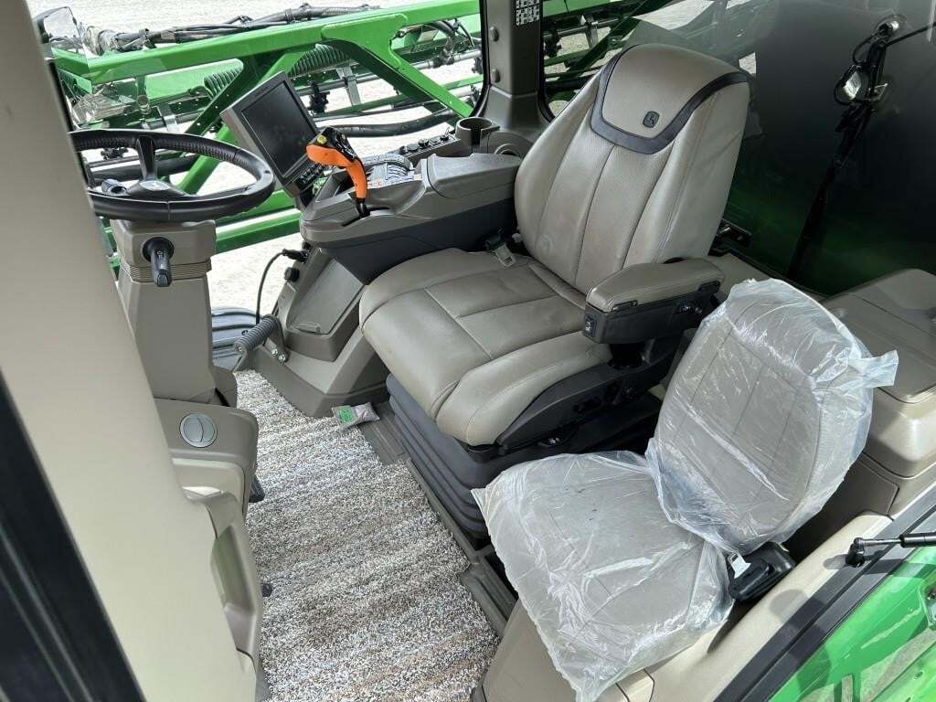 2022 John Deere 612R Self-Propelled Sprayer