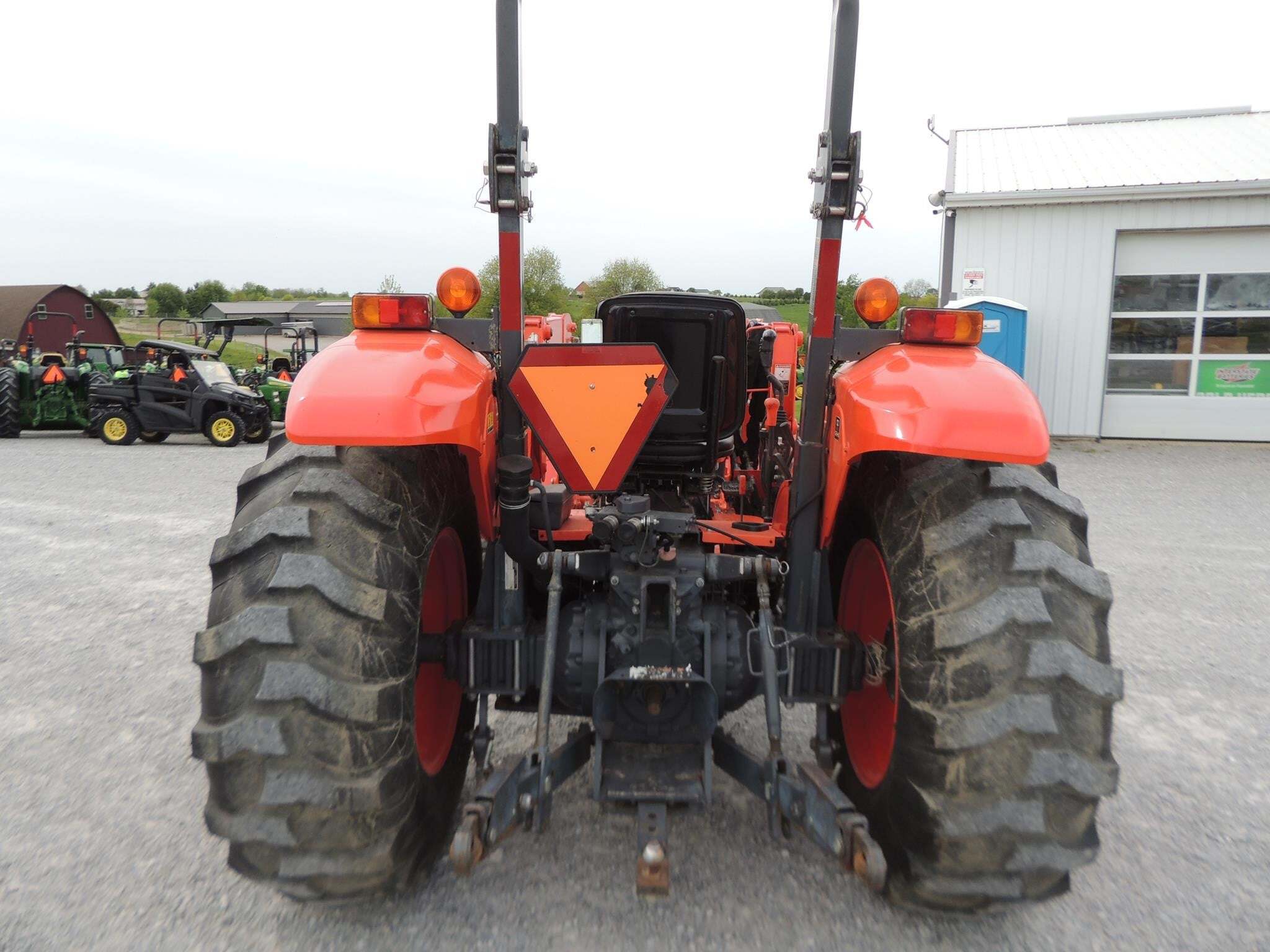 2019 Kubota M5660SU Tractor