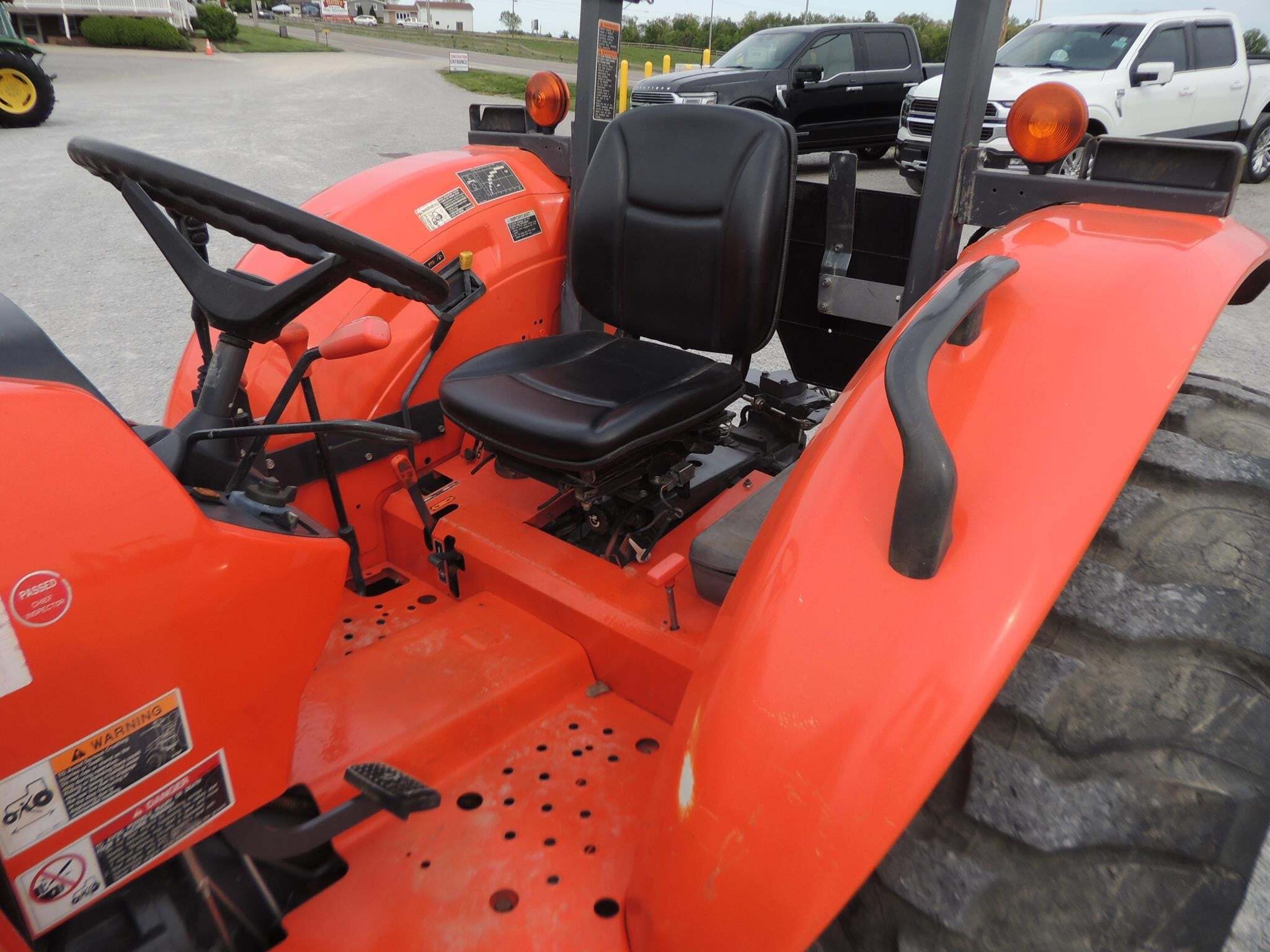 2019 Kubota M5660SU Tractor