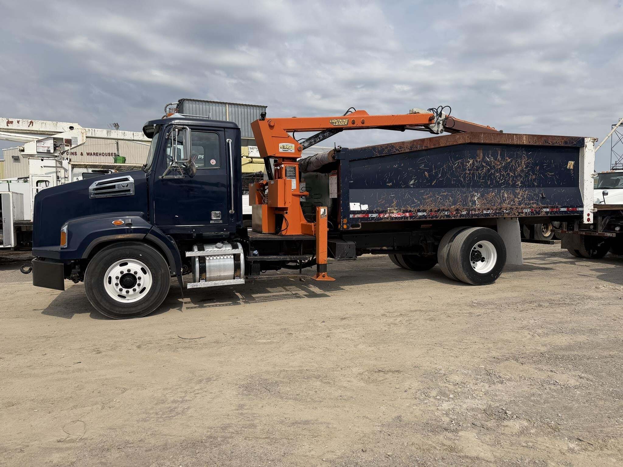 2019 Western Star 4700 Semi Trucks/Trailer