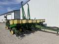 1988 John Deere 7200 Planter