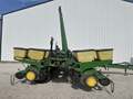 1988 John Deere 7200 Planter