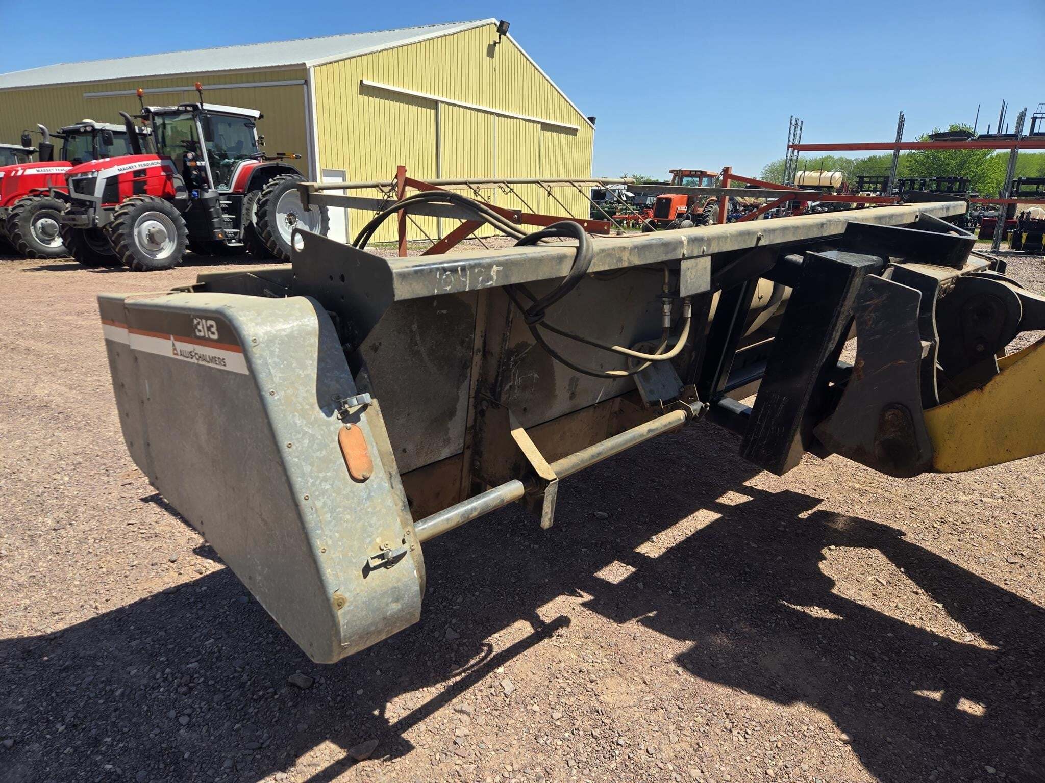 1983 Gleaner 313 Platform