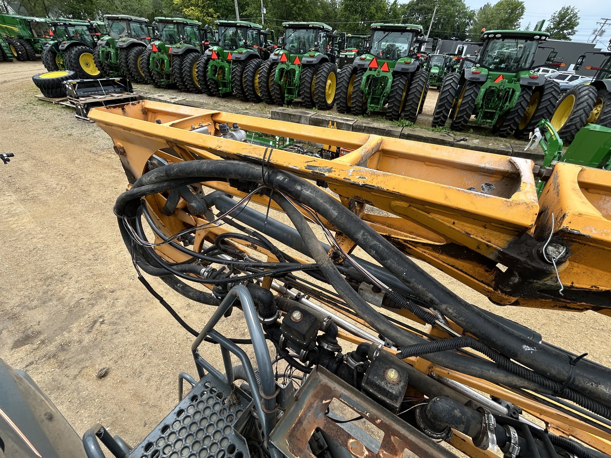 2016 Hagie STS16 Self-Propelled Sprayer