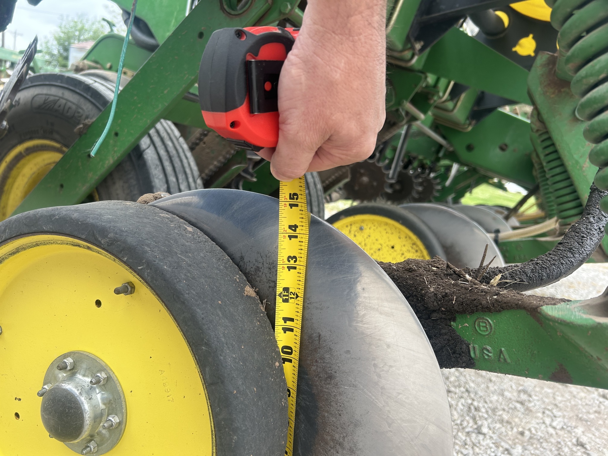 1997 John Deere 1750 Planter