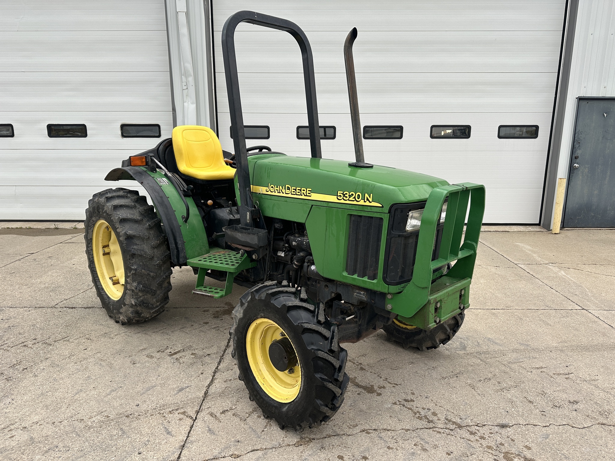 2003 John Deere 5320N Tractor