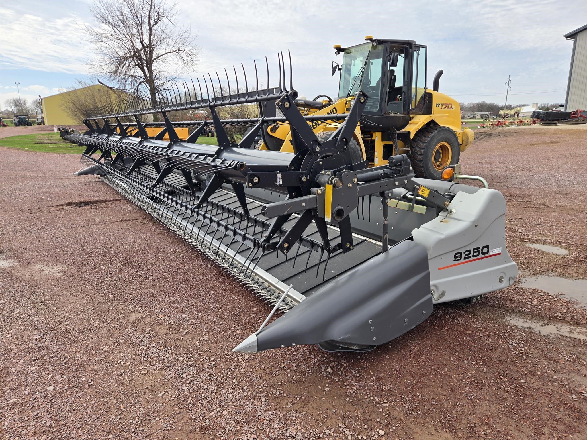 2010 Gleaner 9250 Platform