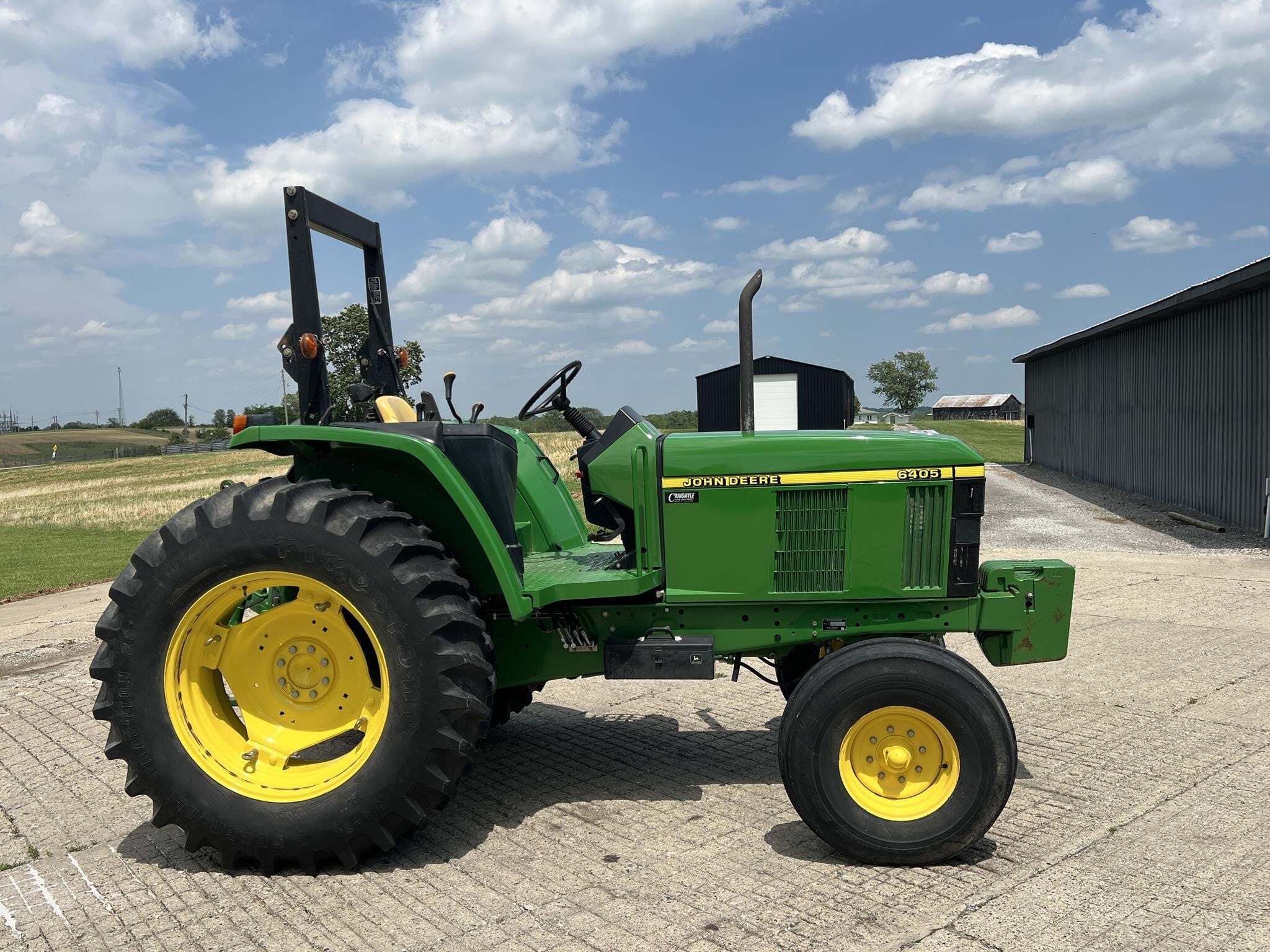 2001 John Deere 6405 Tractor