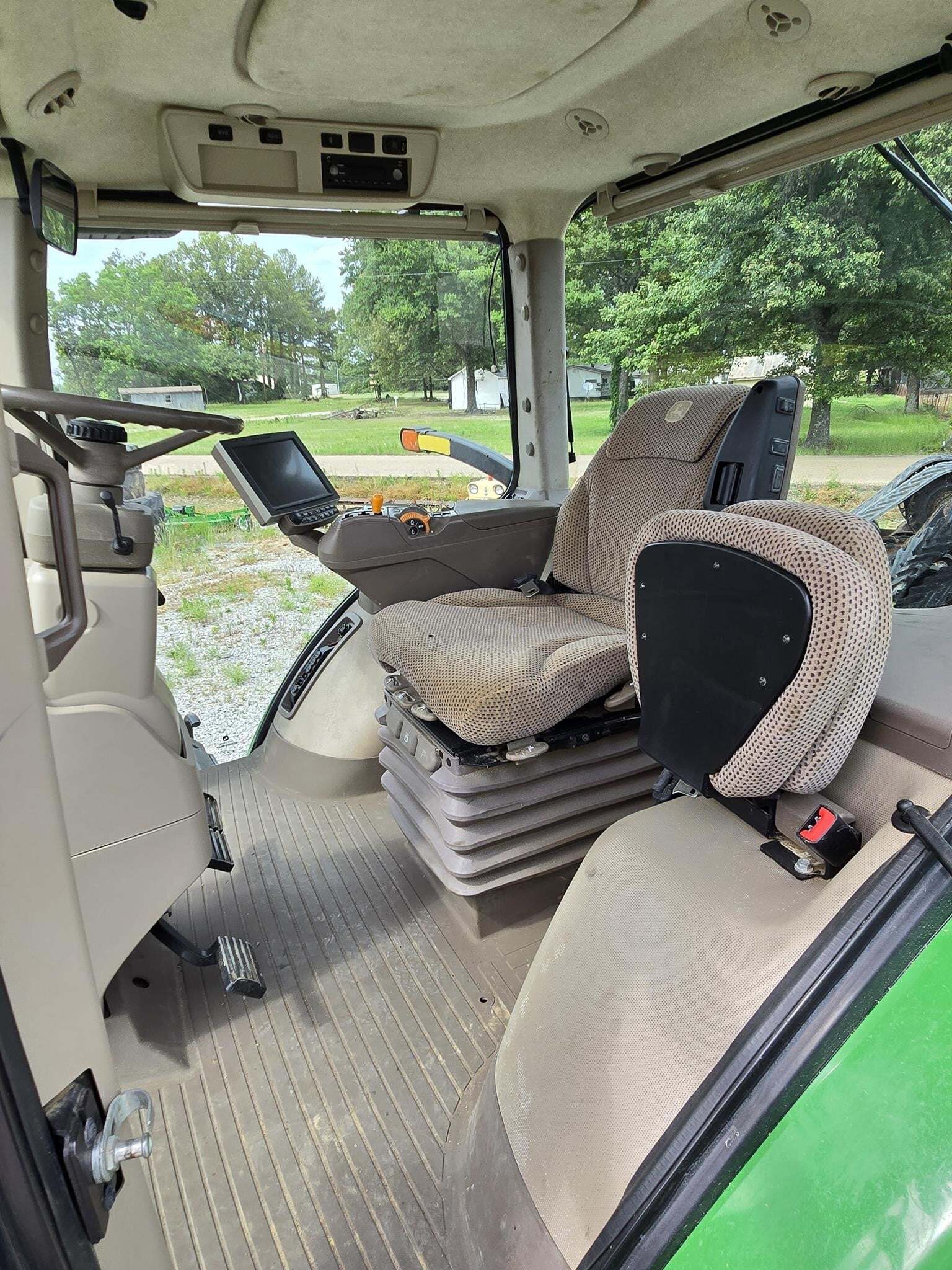 2020 John Deere 8320R Tractor