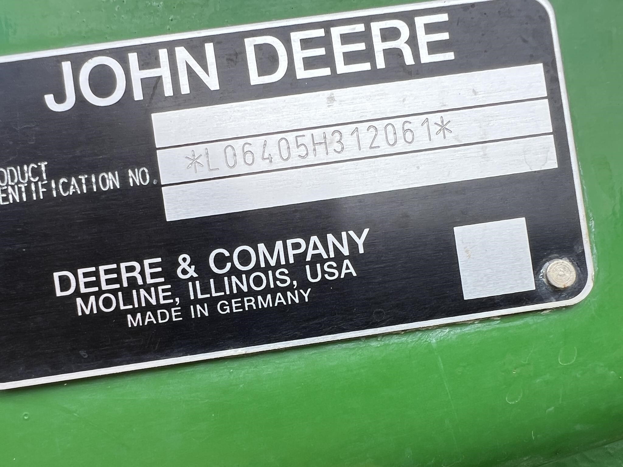2001 John Deere 6405 Tractor