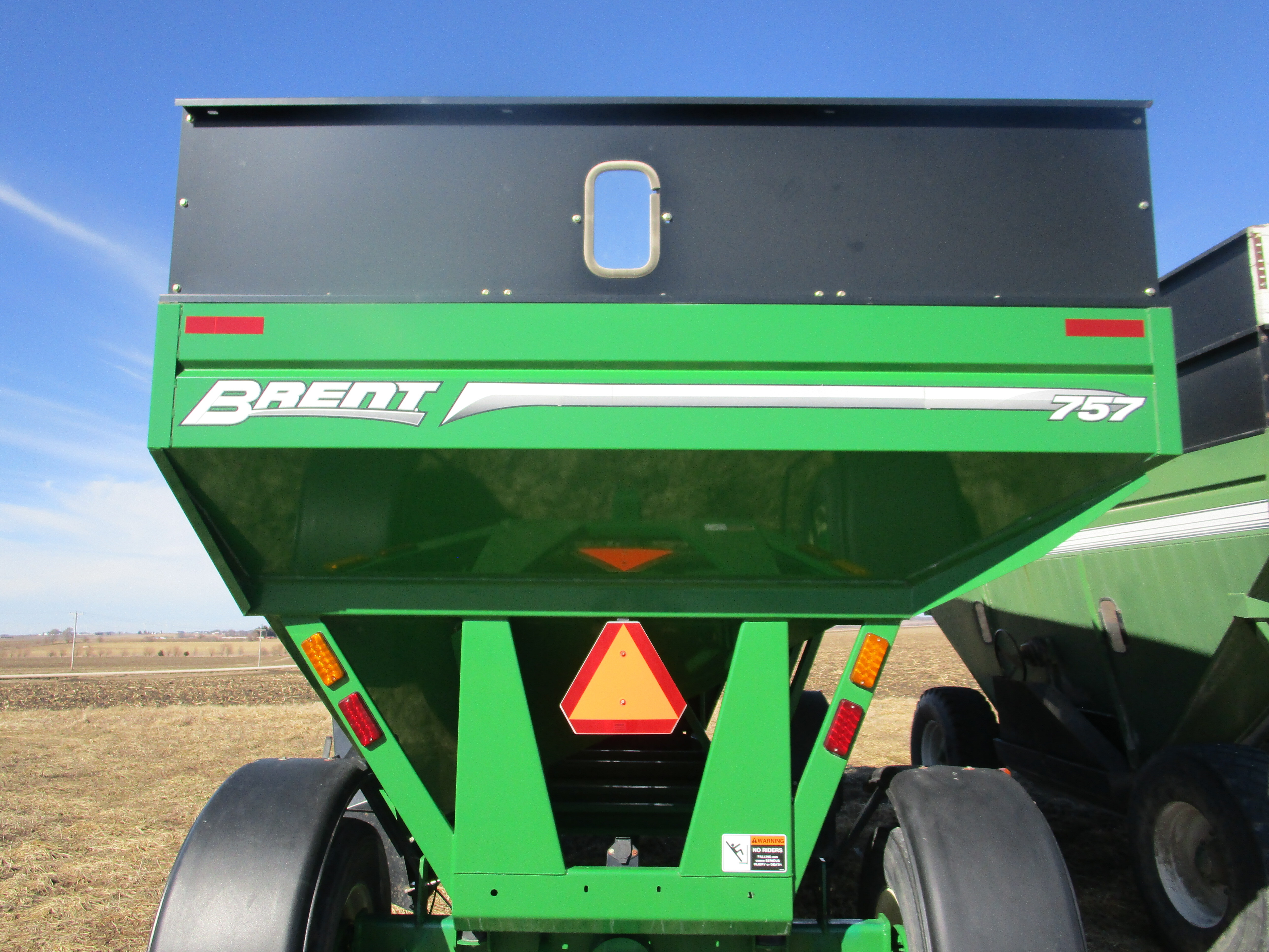 2014 Brent 757 Gravity Wagon