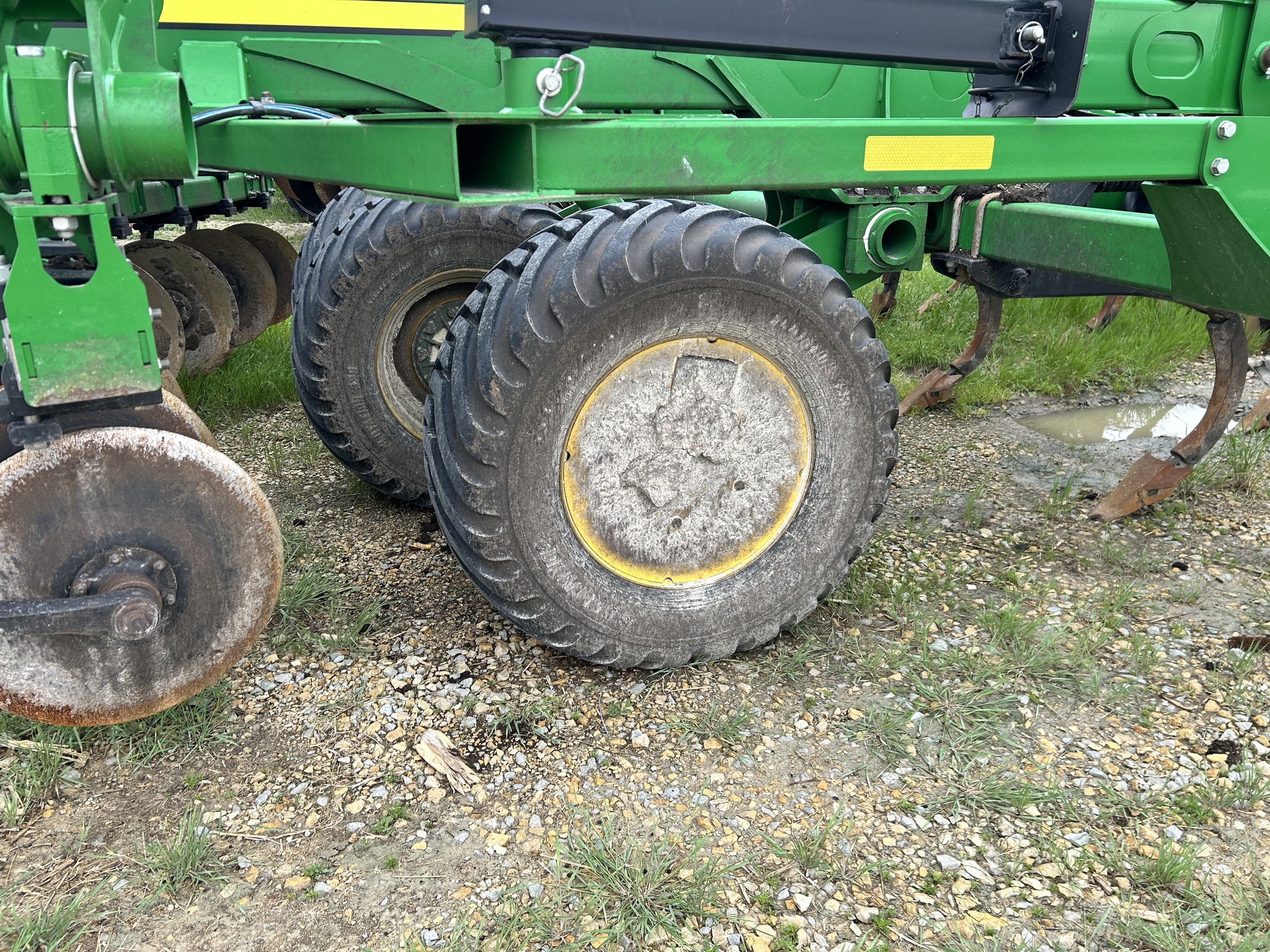 2021 John Deere 2730 Disk Chisel