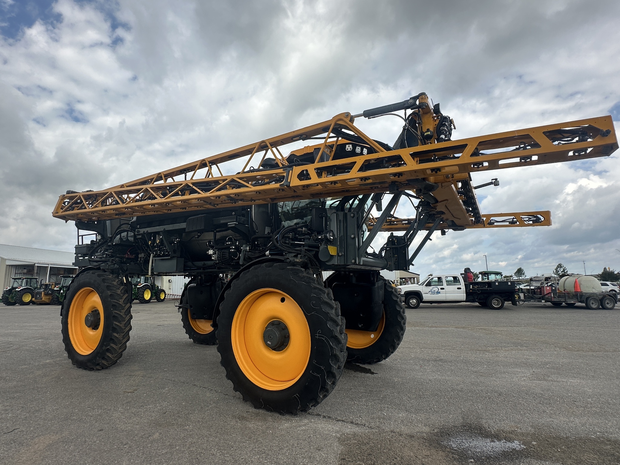 2024 Hagie STS16 Self-Propelled Sprayer