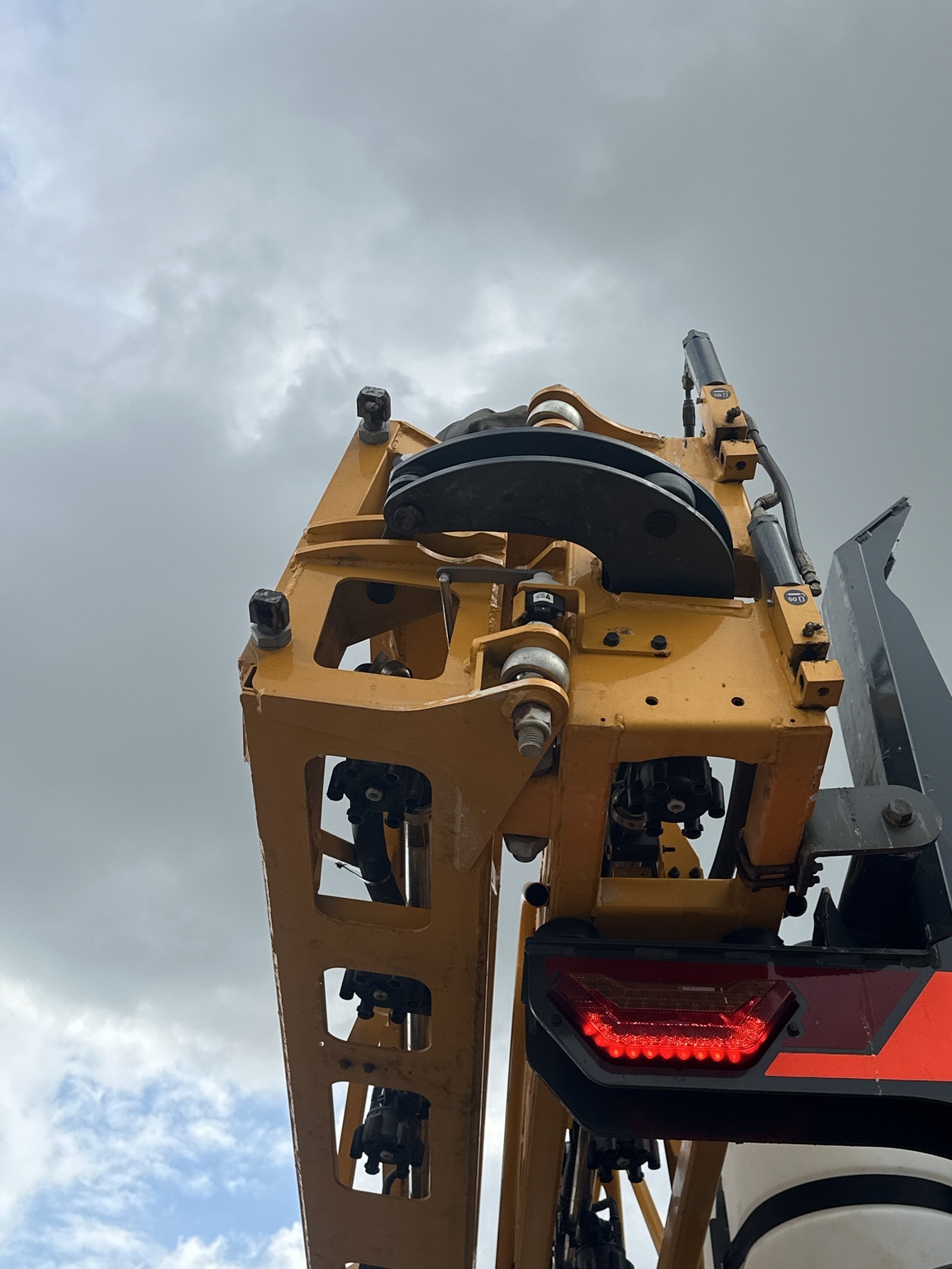 2024 Hagie STS16 Self-Propelled Sprayer