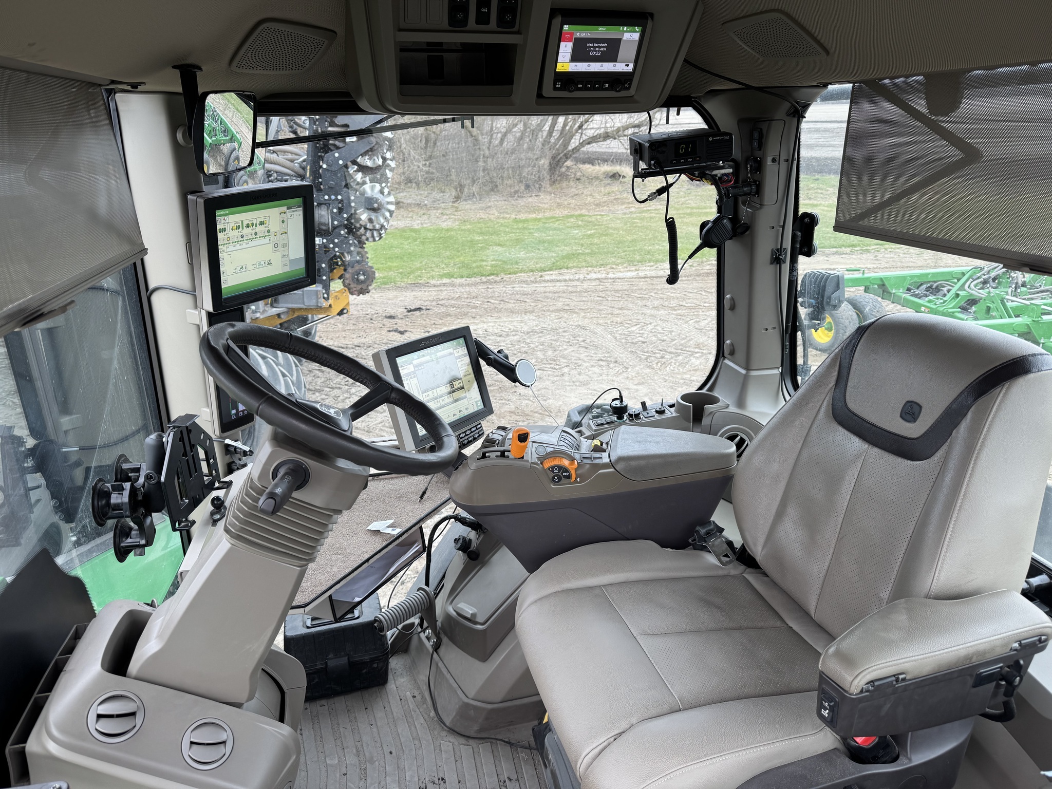 2023 John Deere 9RT 570 Tractor