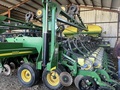 2010 John Deere DB60 Planter