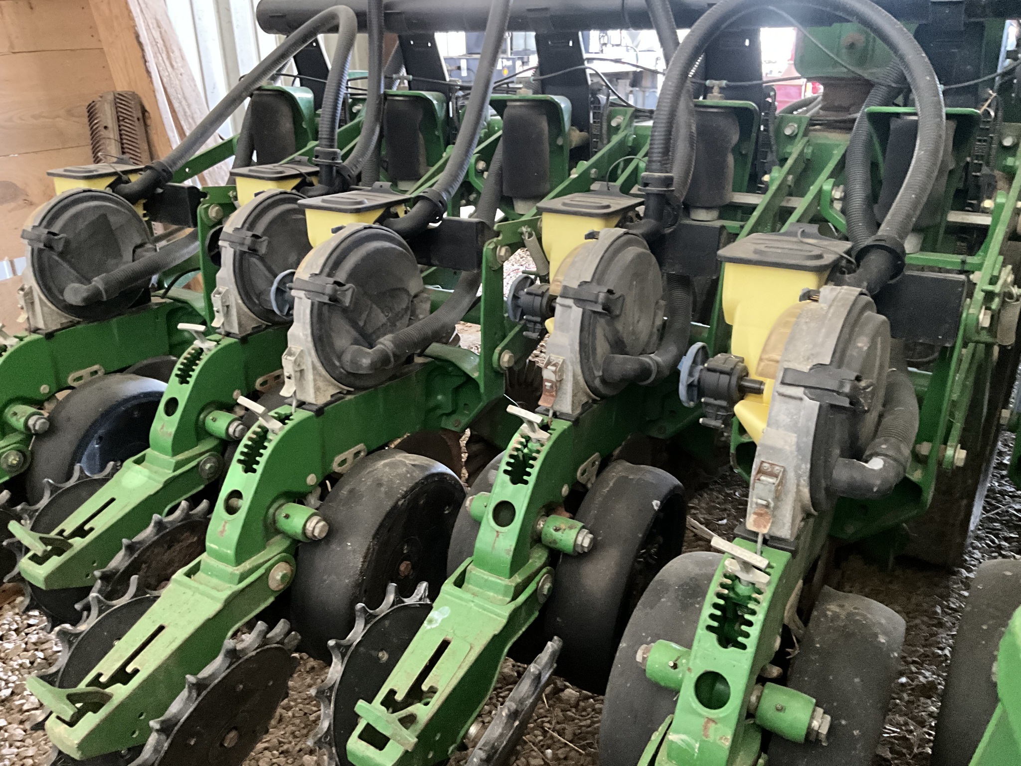2010 John Deere DB60 Planter